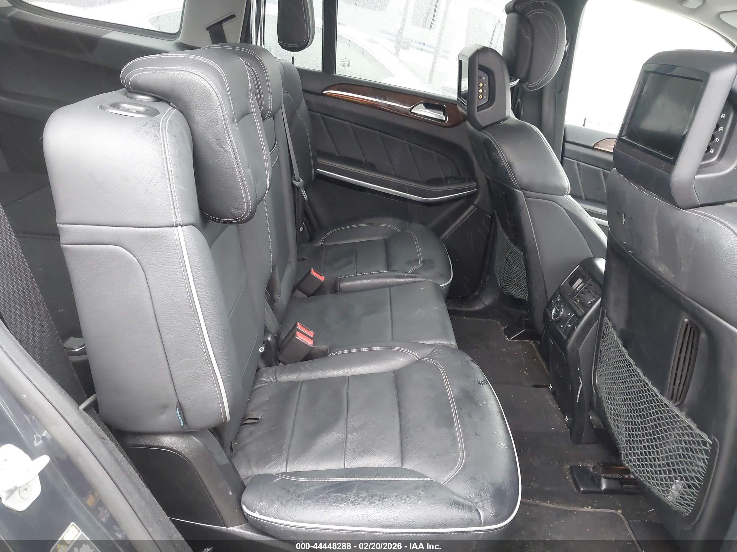 MERCEDES-BENZ GL image 8
