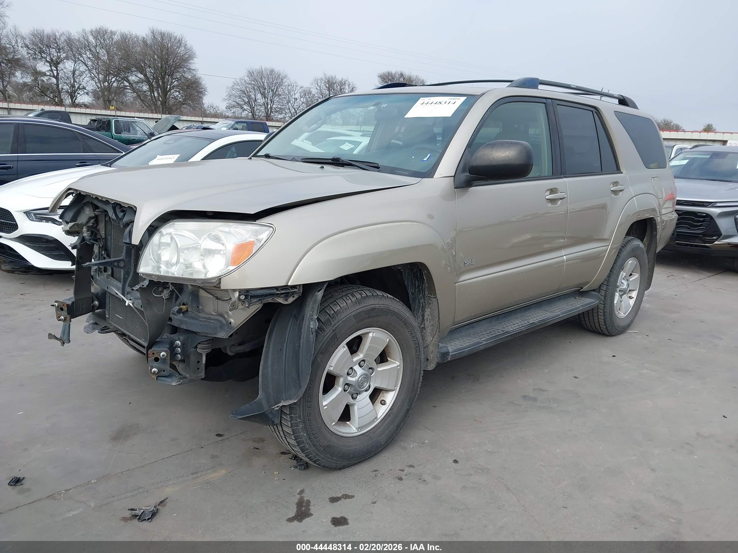 TOYOTA 4RUNNER image 2