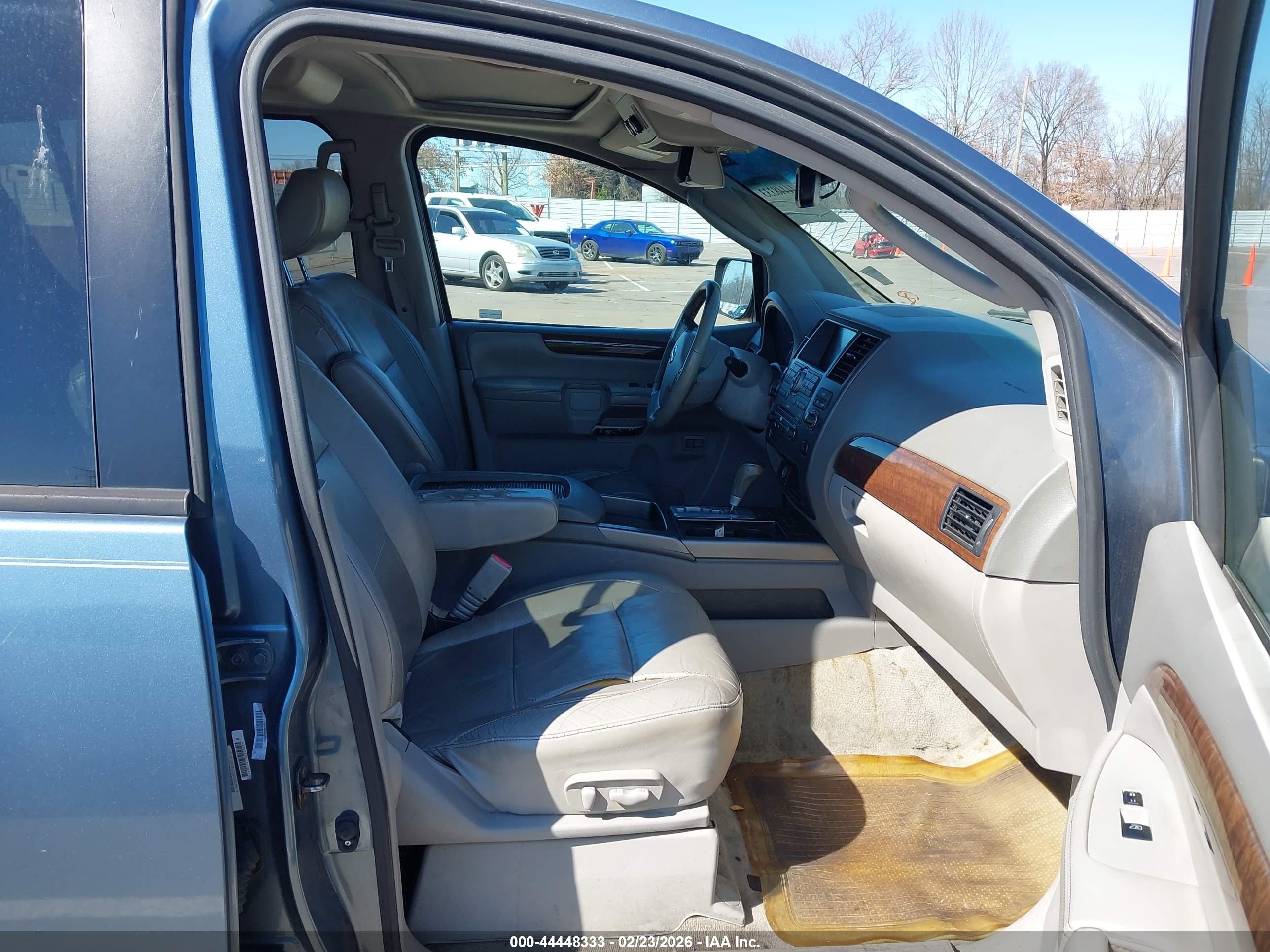 NISSAN ARMADA image 5