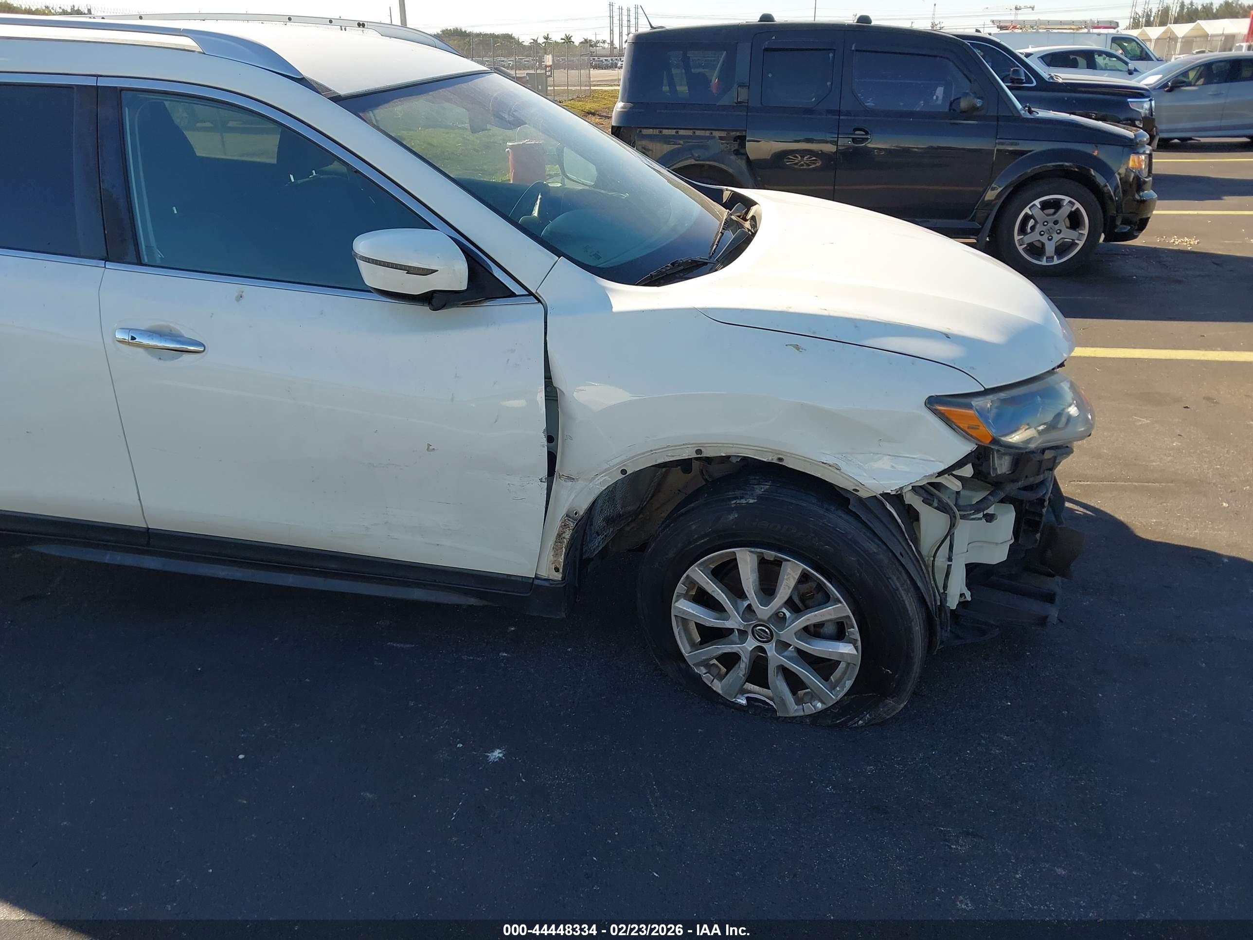 NISSAN ROGUE image 6