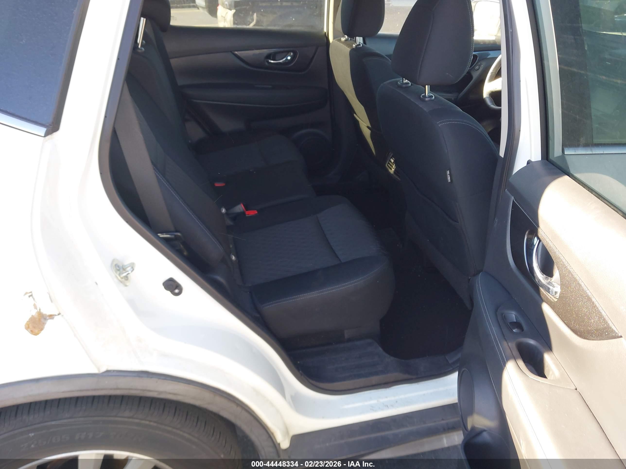 NISSAN ROGUE image 8