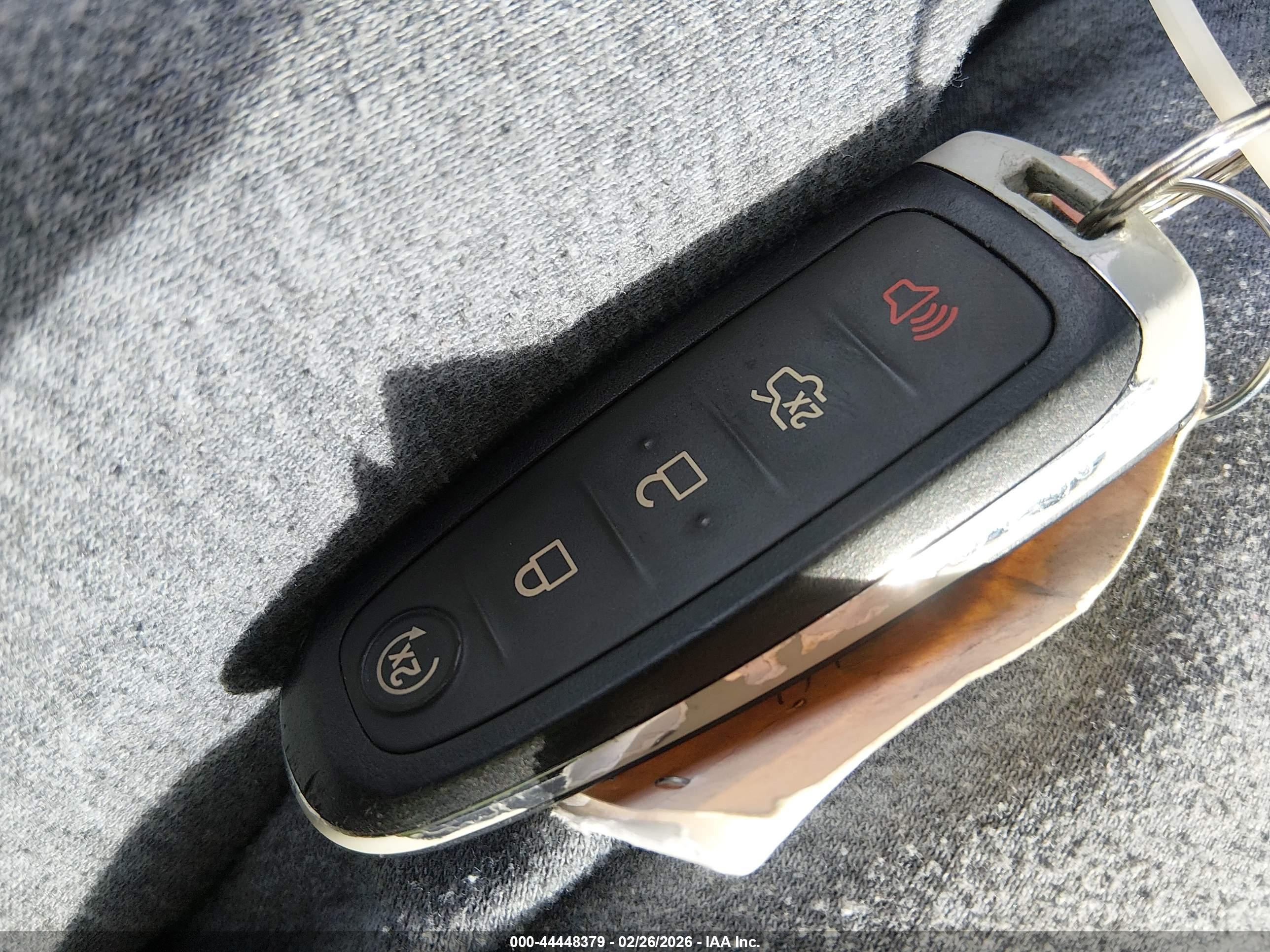FORD C-MAX image 11