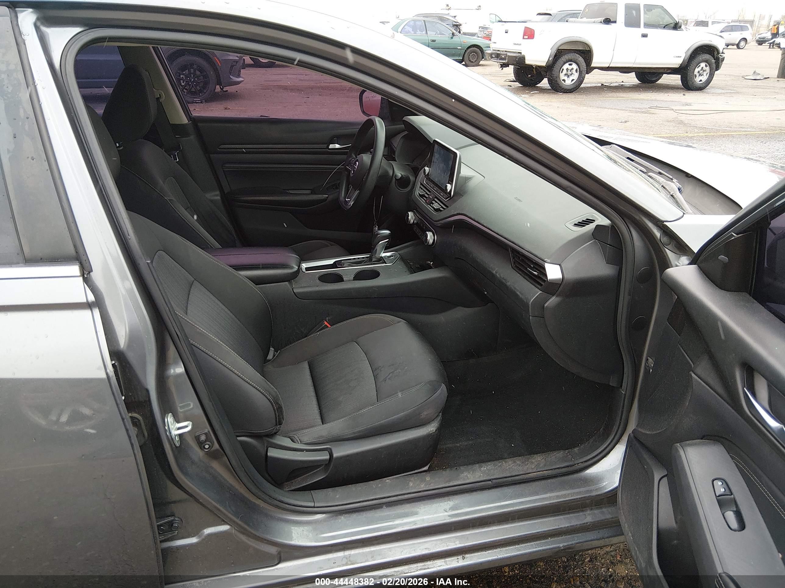 NISSAN ALTIMA image 5