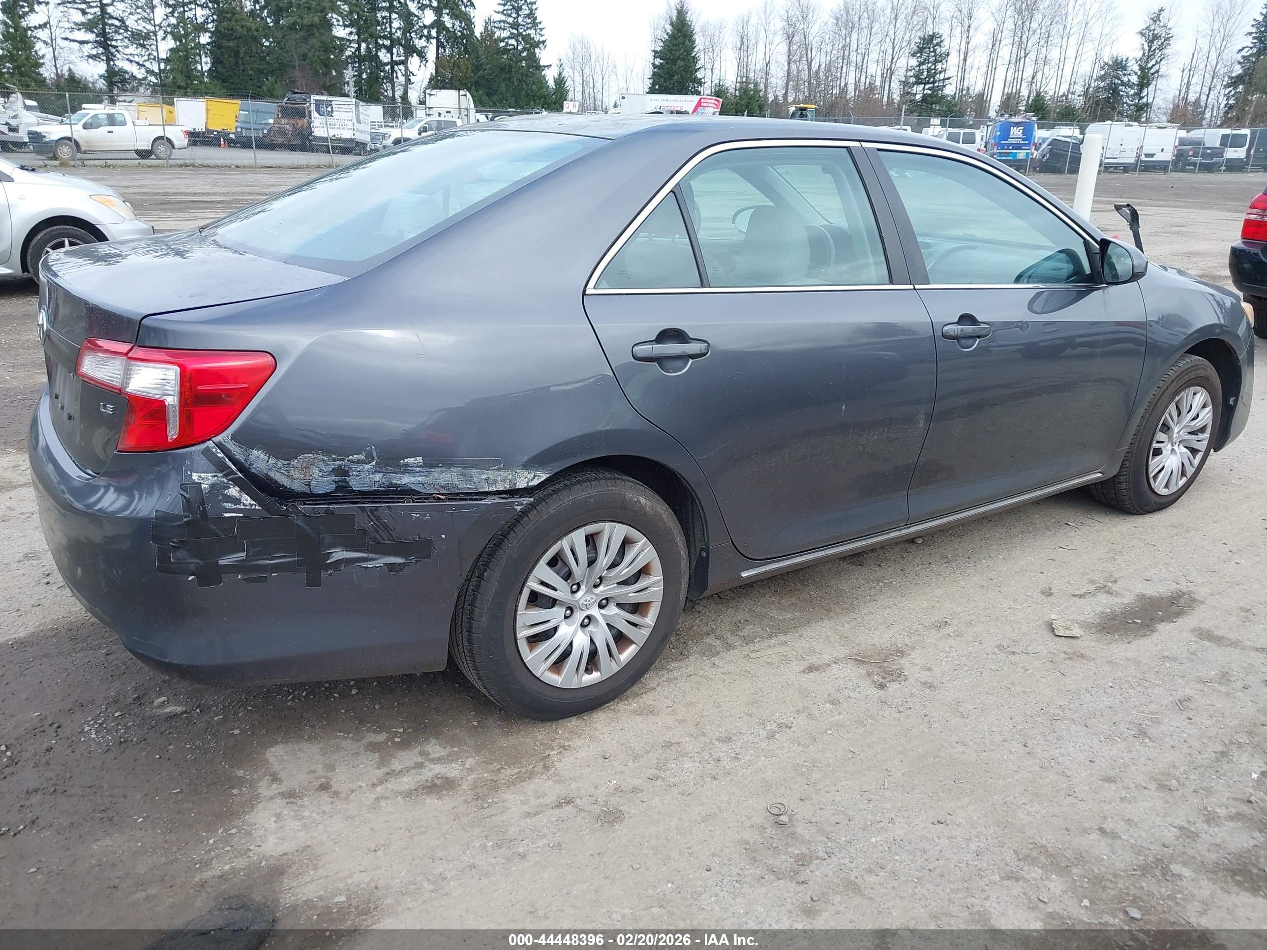 TOYOTA CAMRY image 4