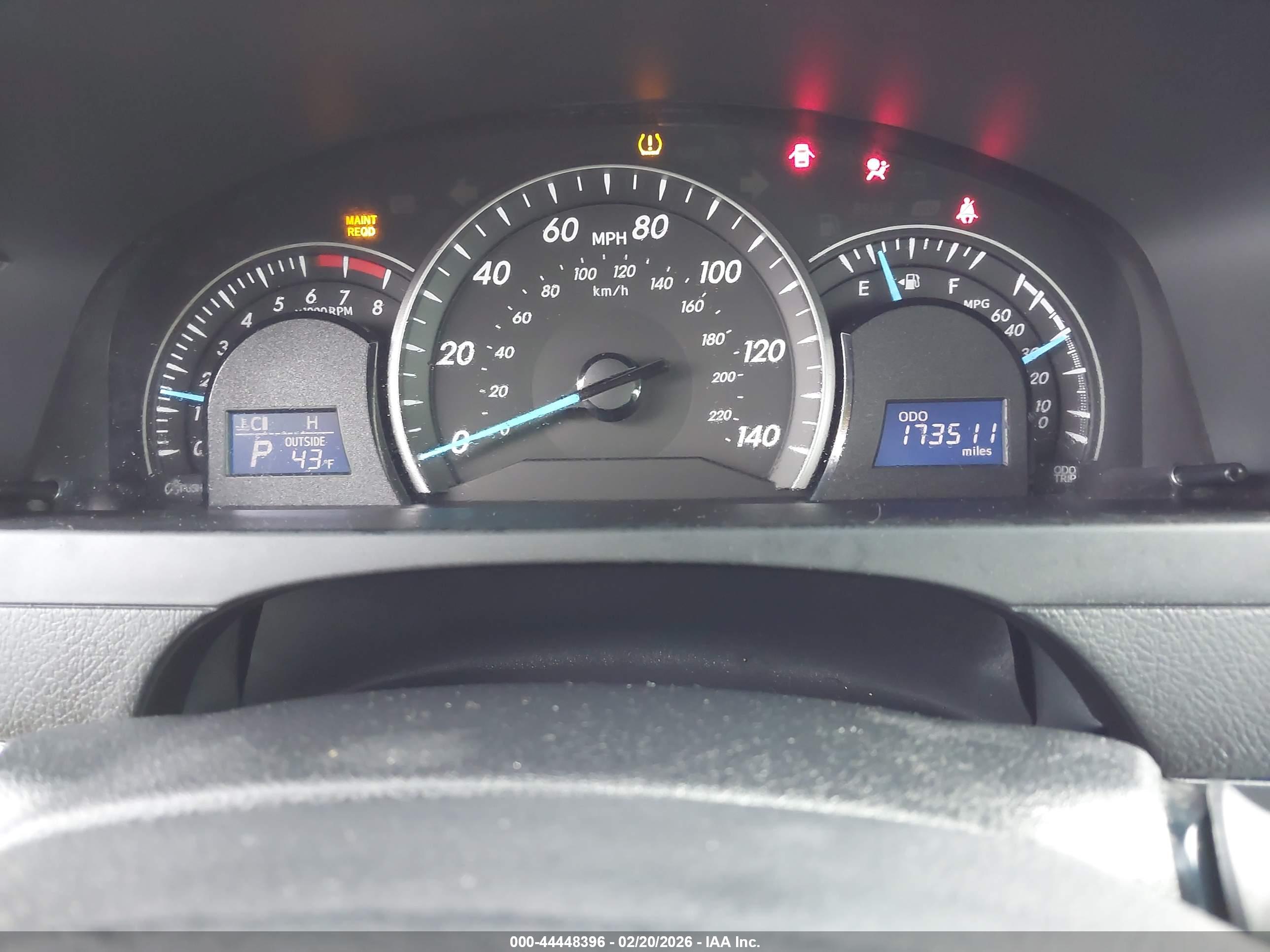 TOYOTA CAMRY image 7