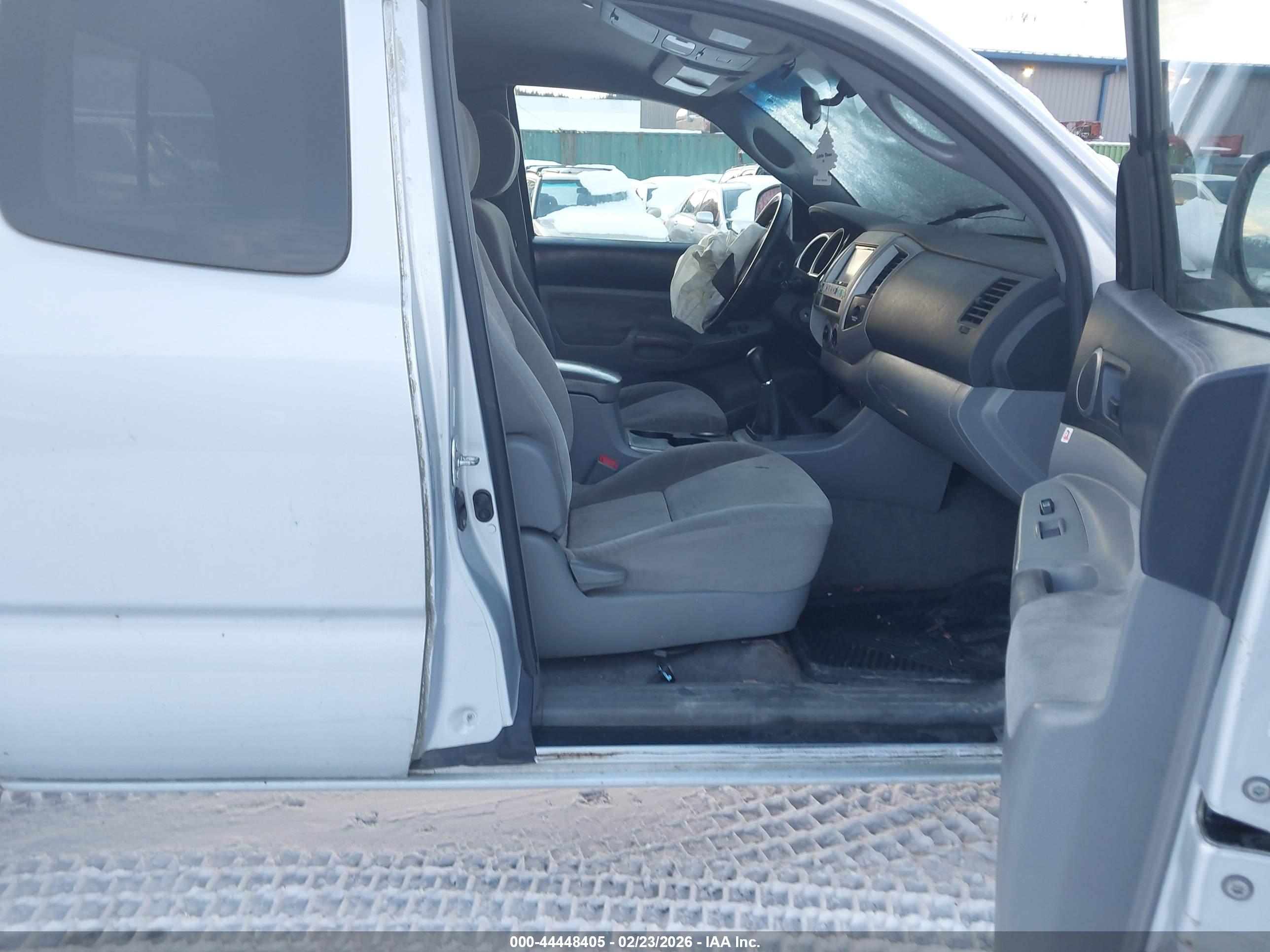 TOYOTA TACOMA image 5