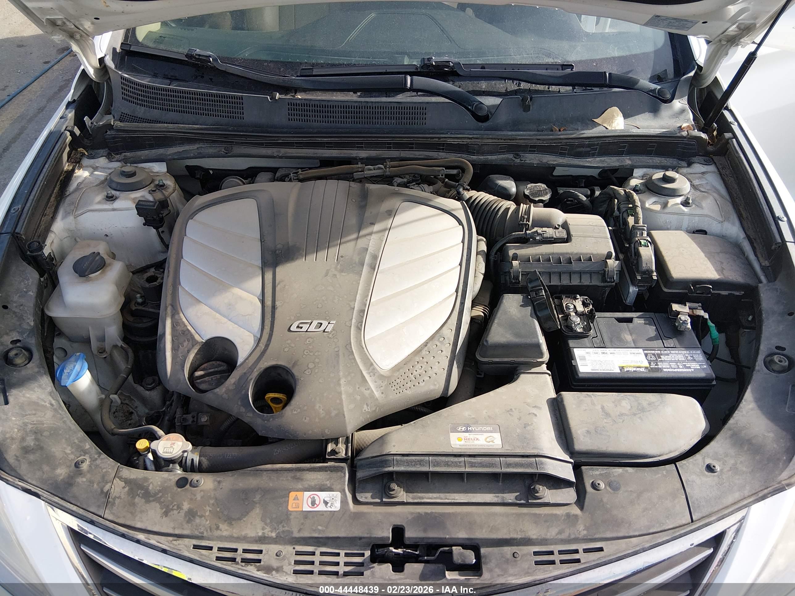 HYUNDAI AZERA image 10