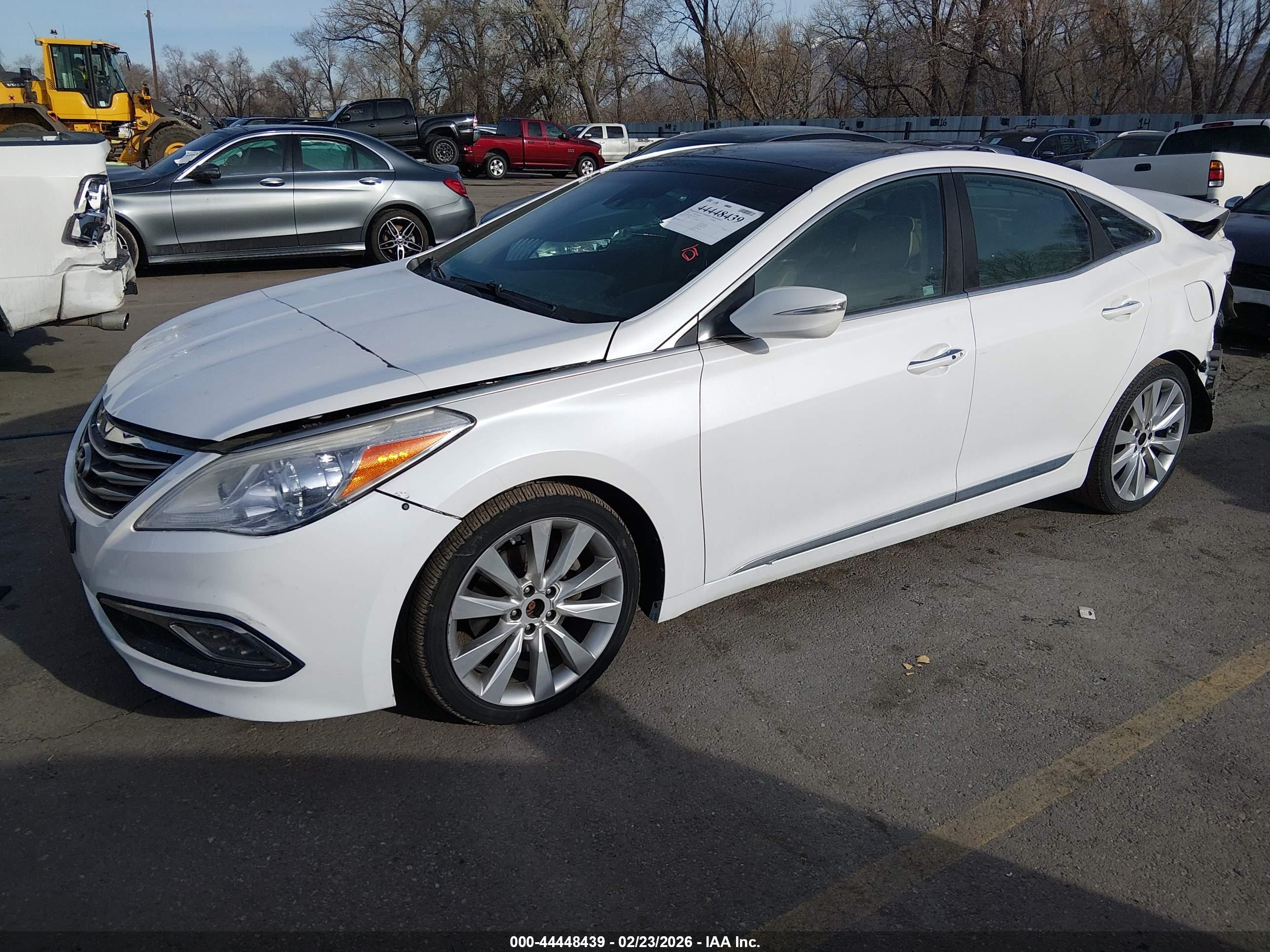 HYUNDAI AZERA image 2