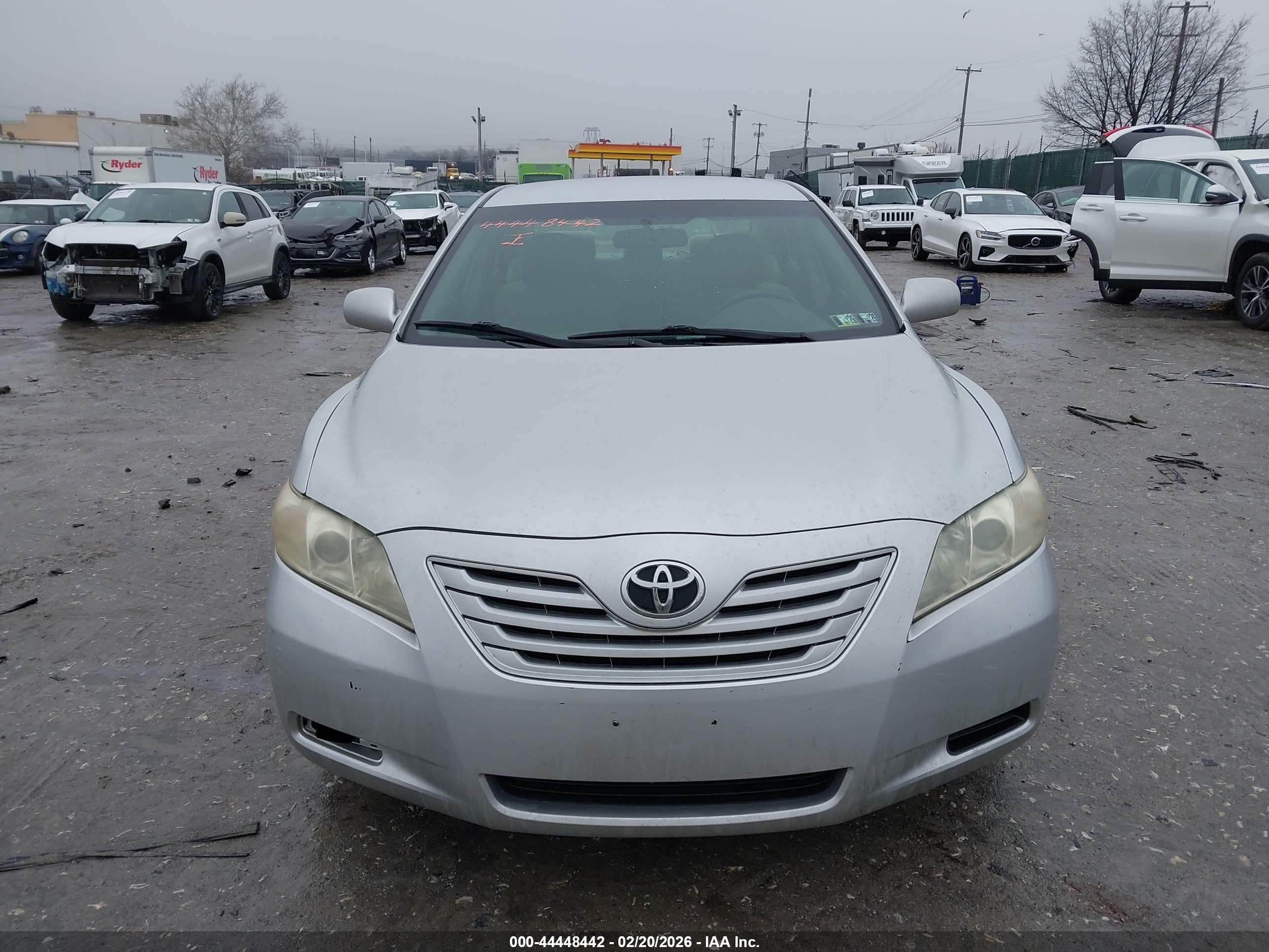 TOYOTA CAMRY image 6