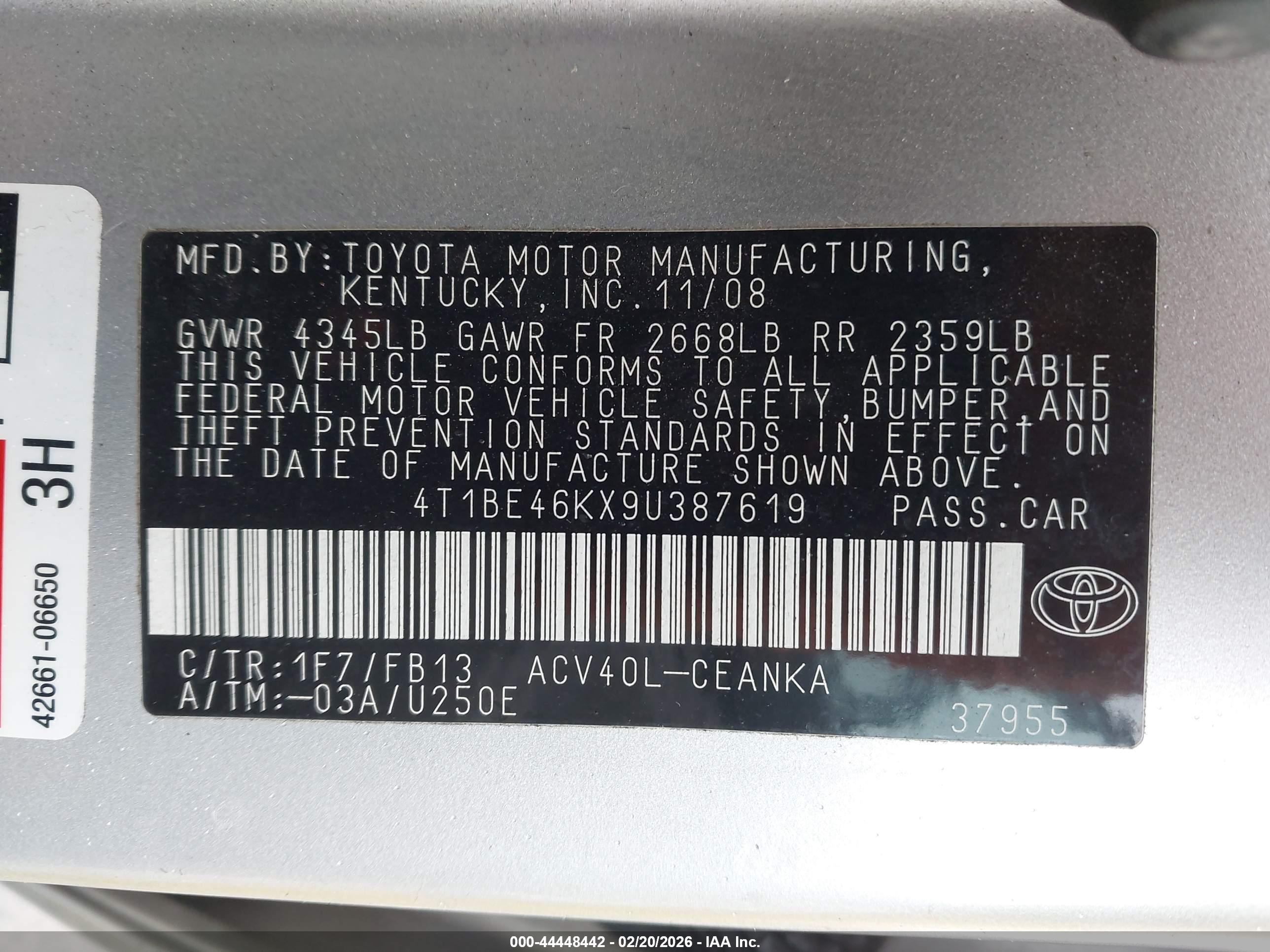 TOYOTA CAMRY image 9