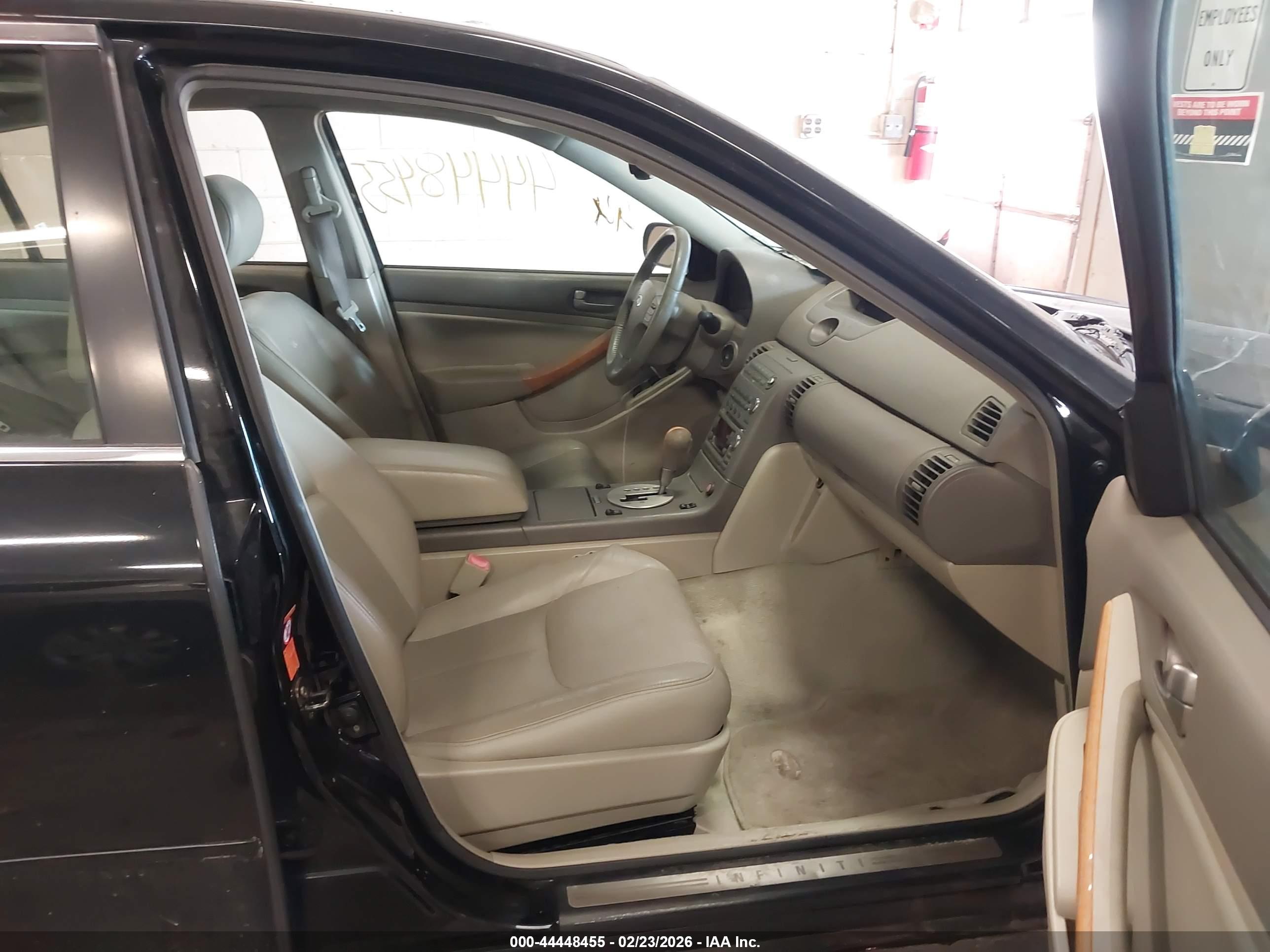 INFINITI G35X image 5