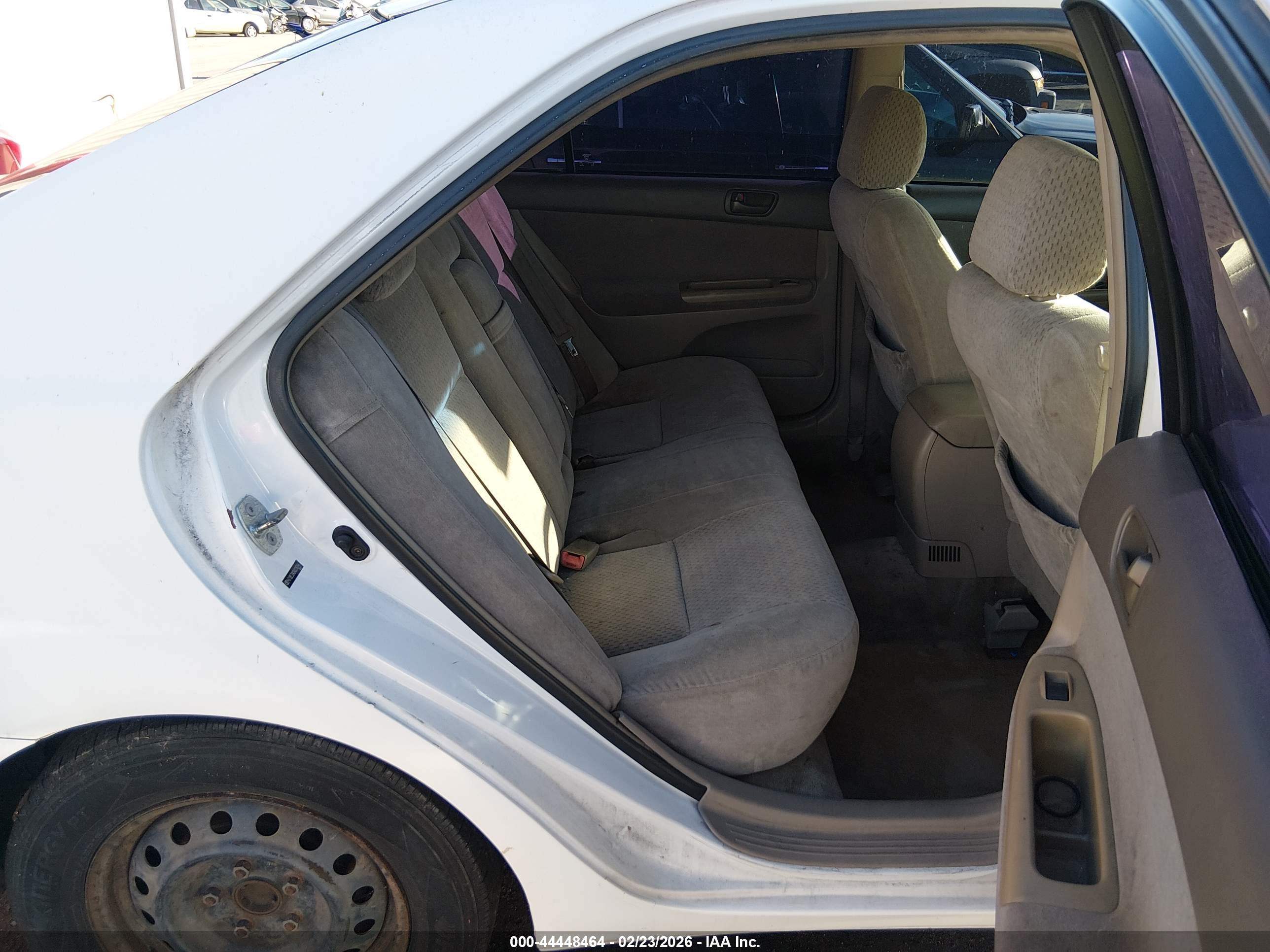 TOYOTA CAMRY image 8