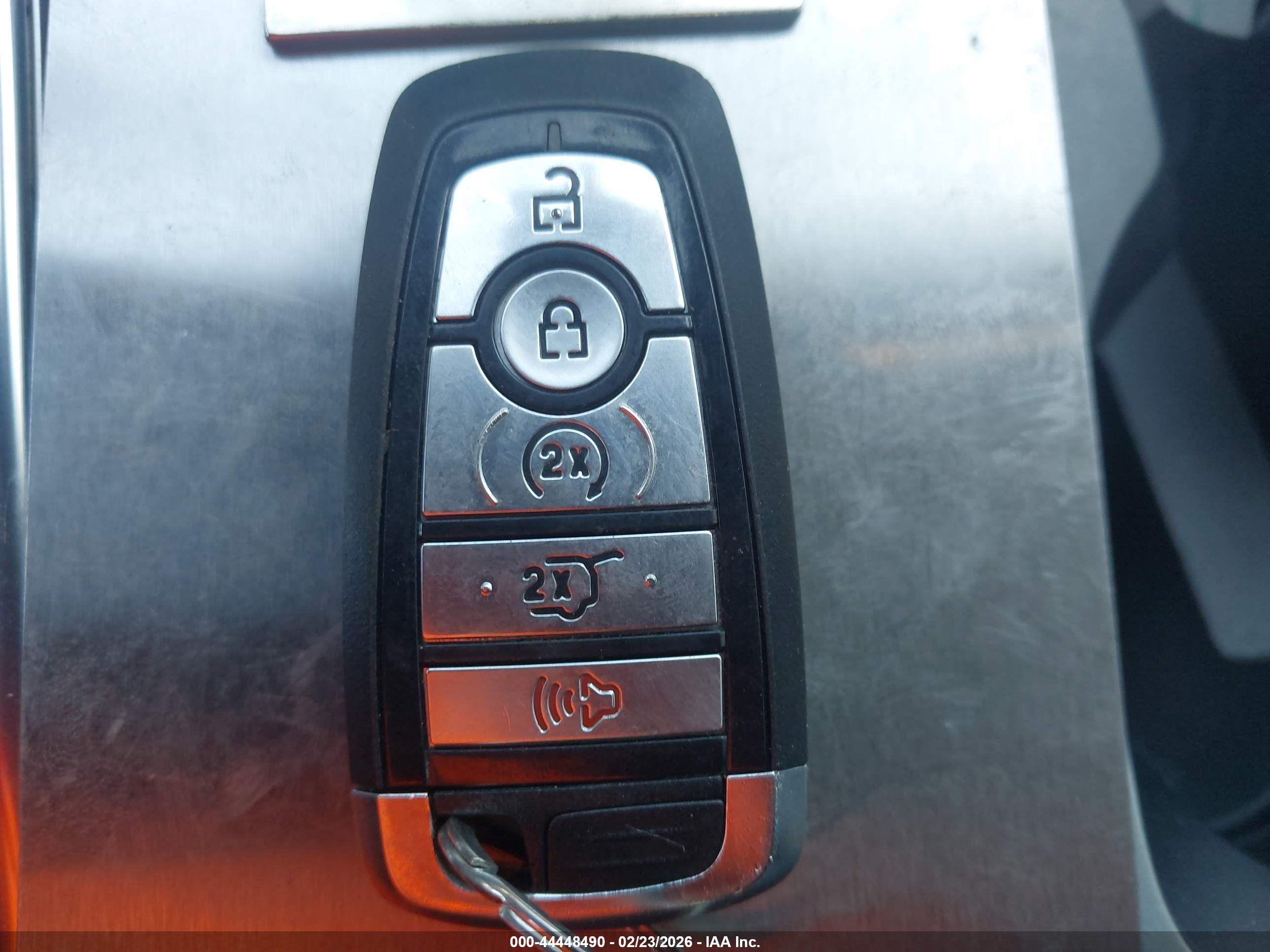 FORD EXPLORER image 11