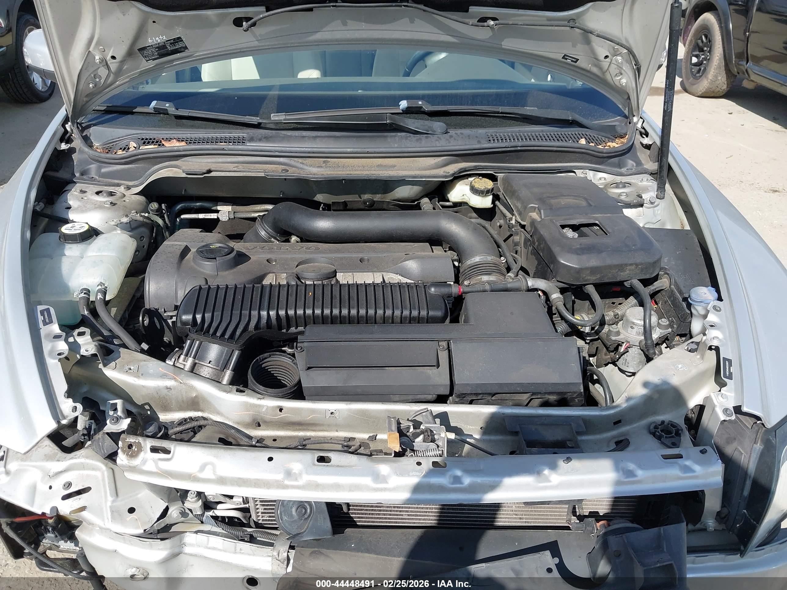 VOLVO S40 image 10
