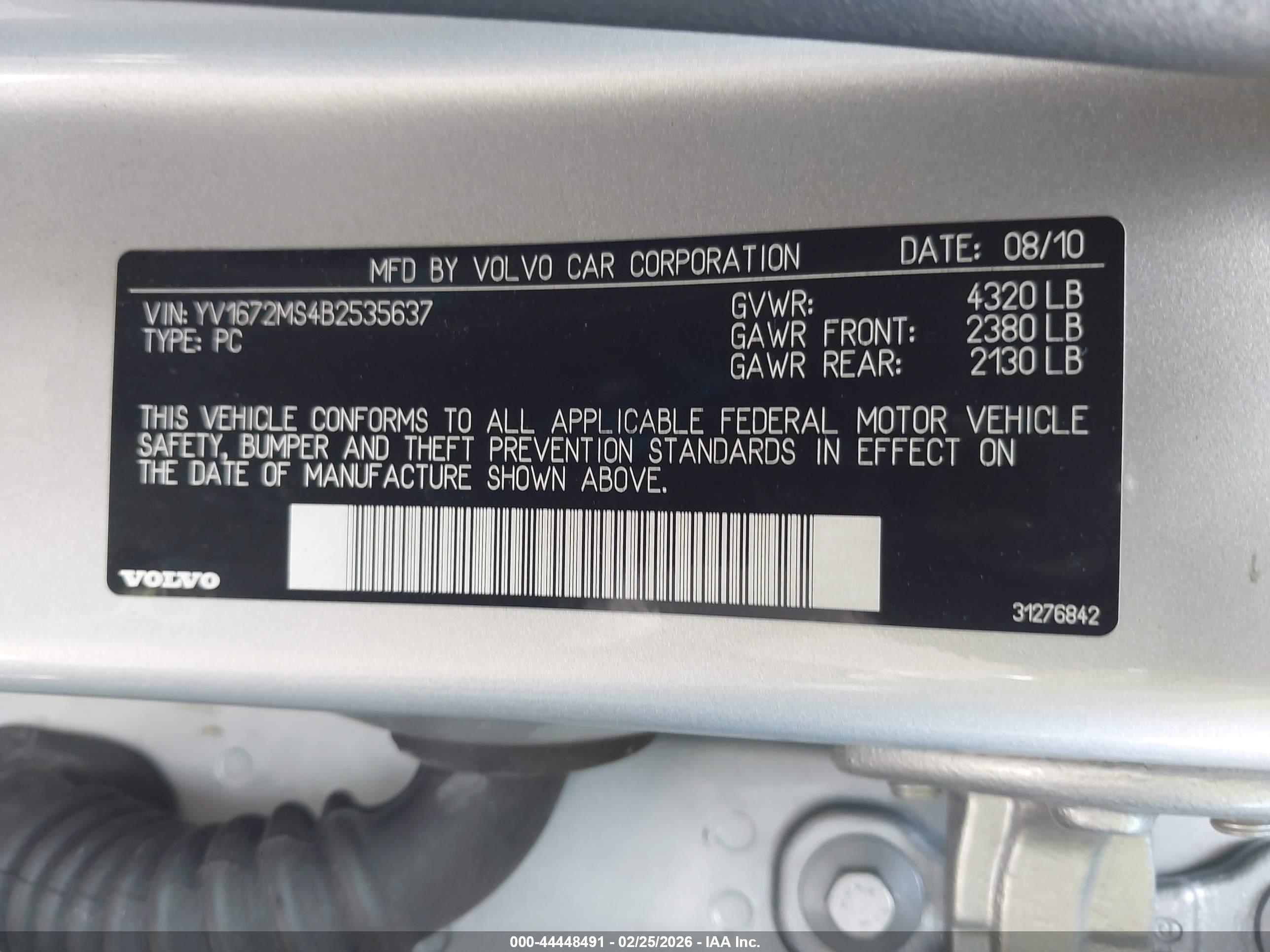 VOLVO S40 image 9