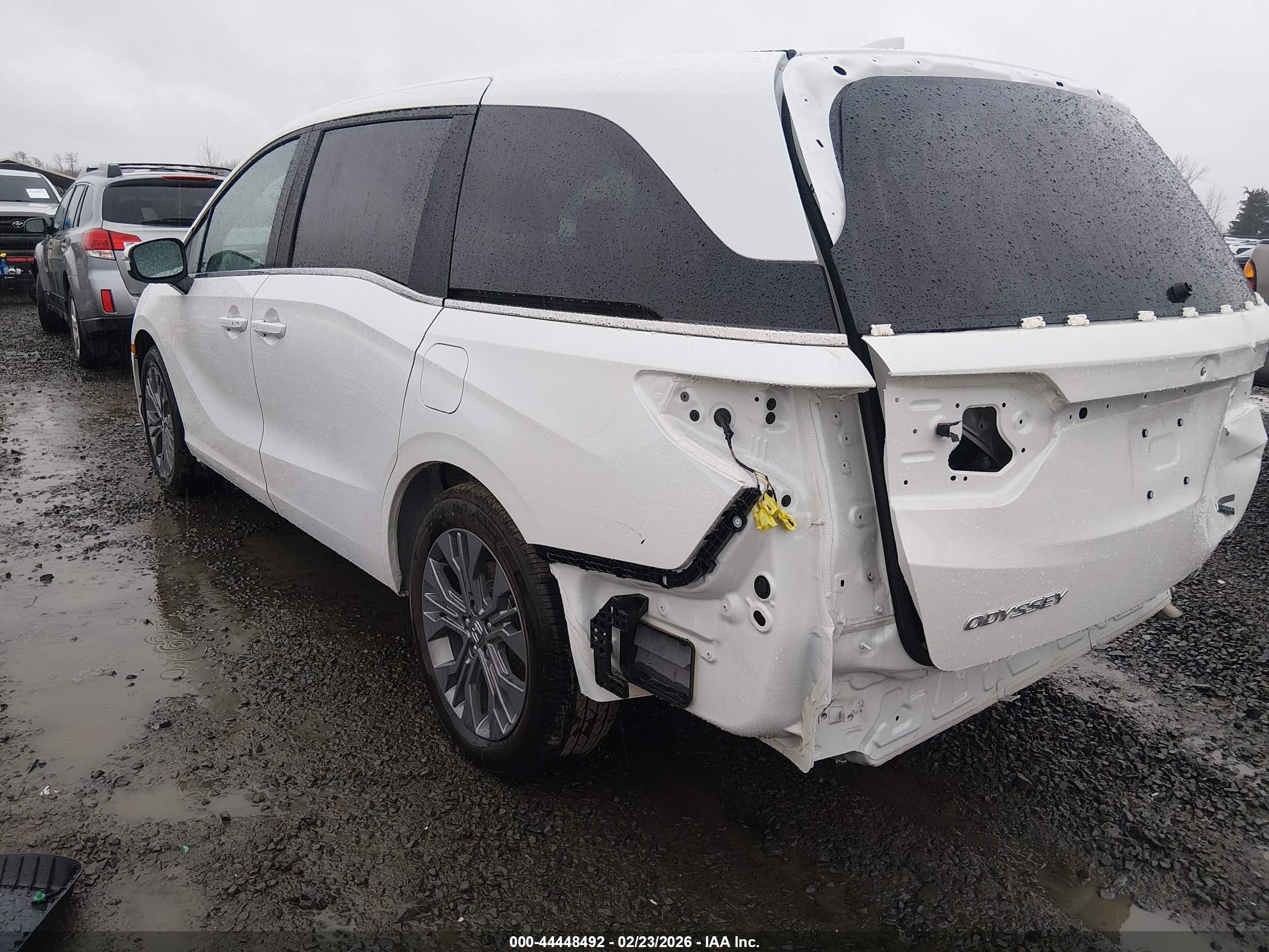 HONDA ODYSSEY image 3