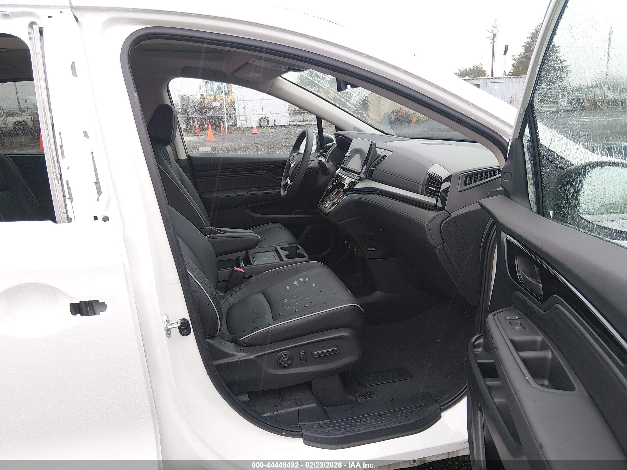 HONDA ODYSSEY image 5
