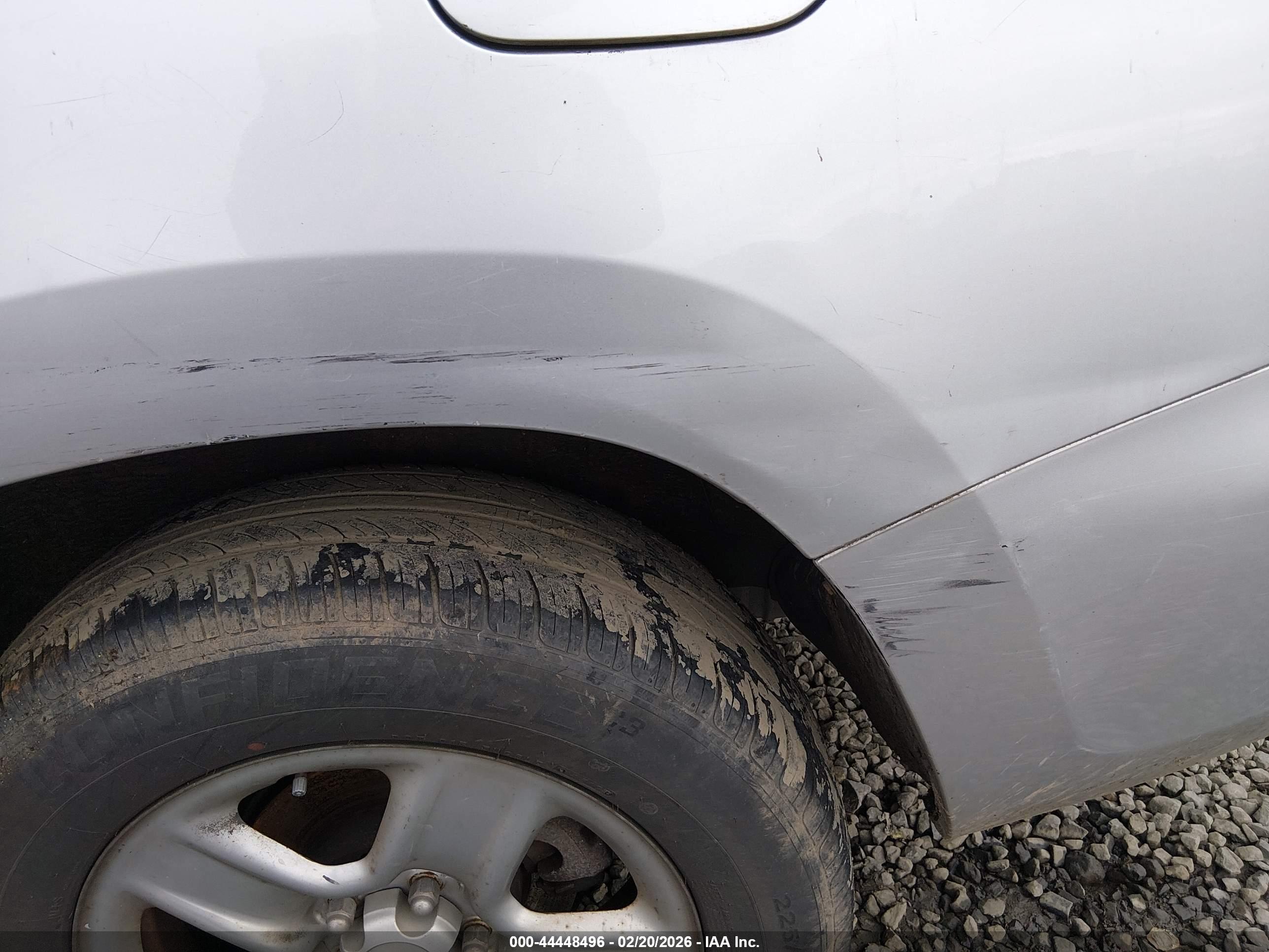 TOYOTA RAV4 image 6