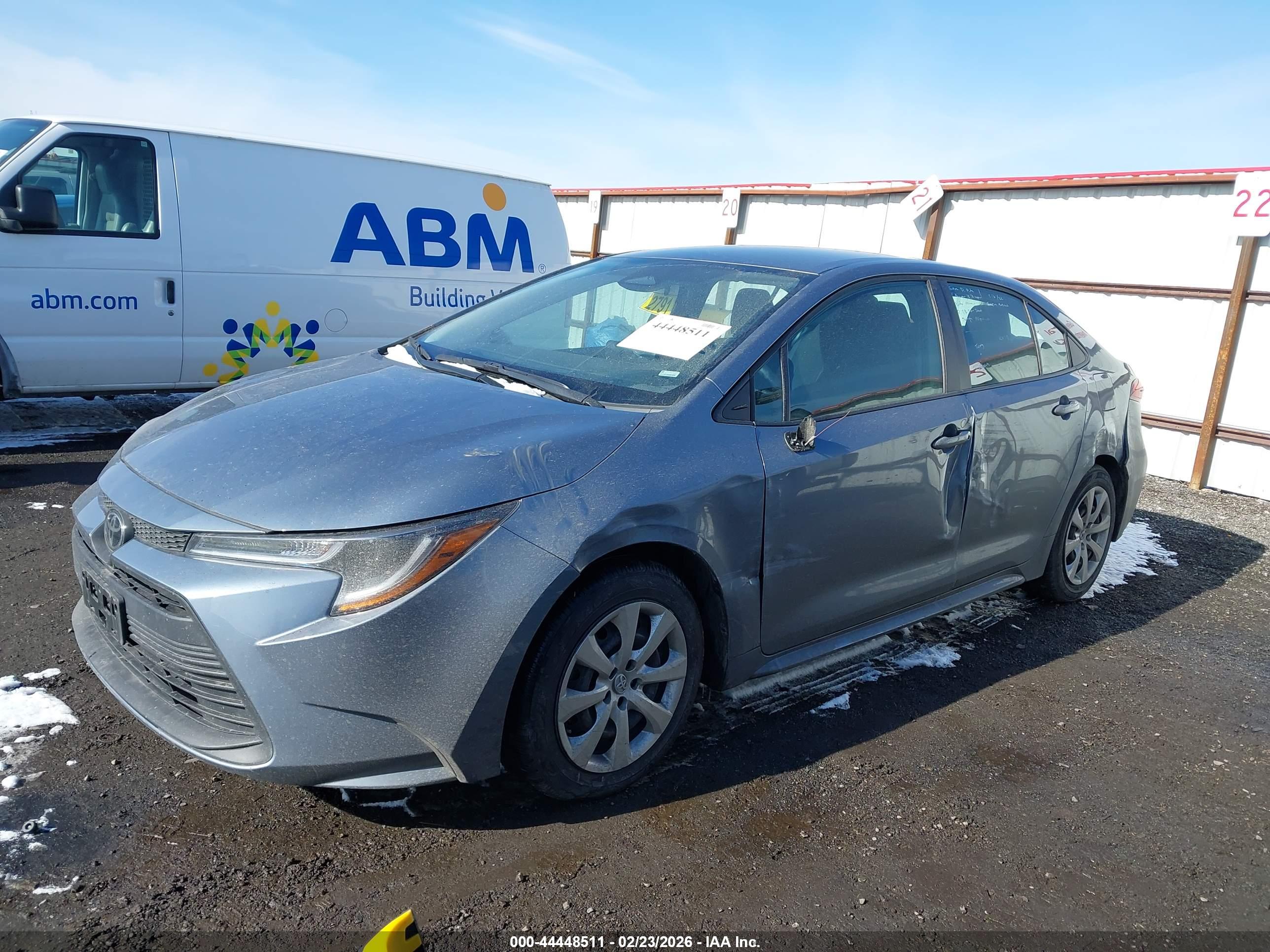 TOYOTA COROLLA image 2