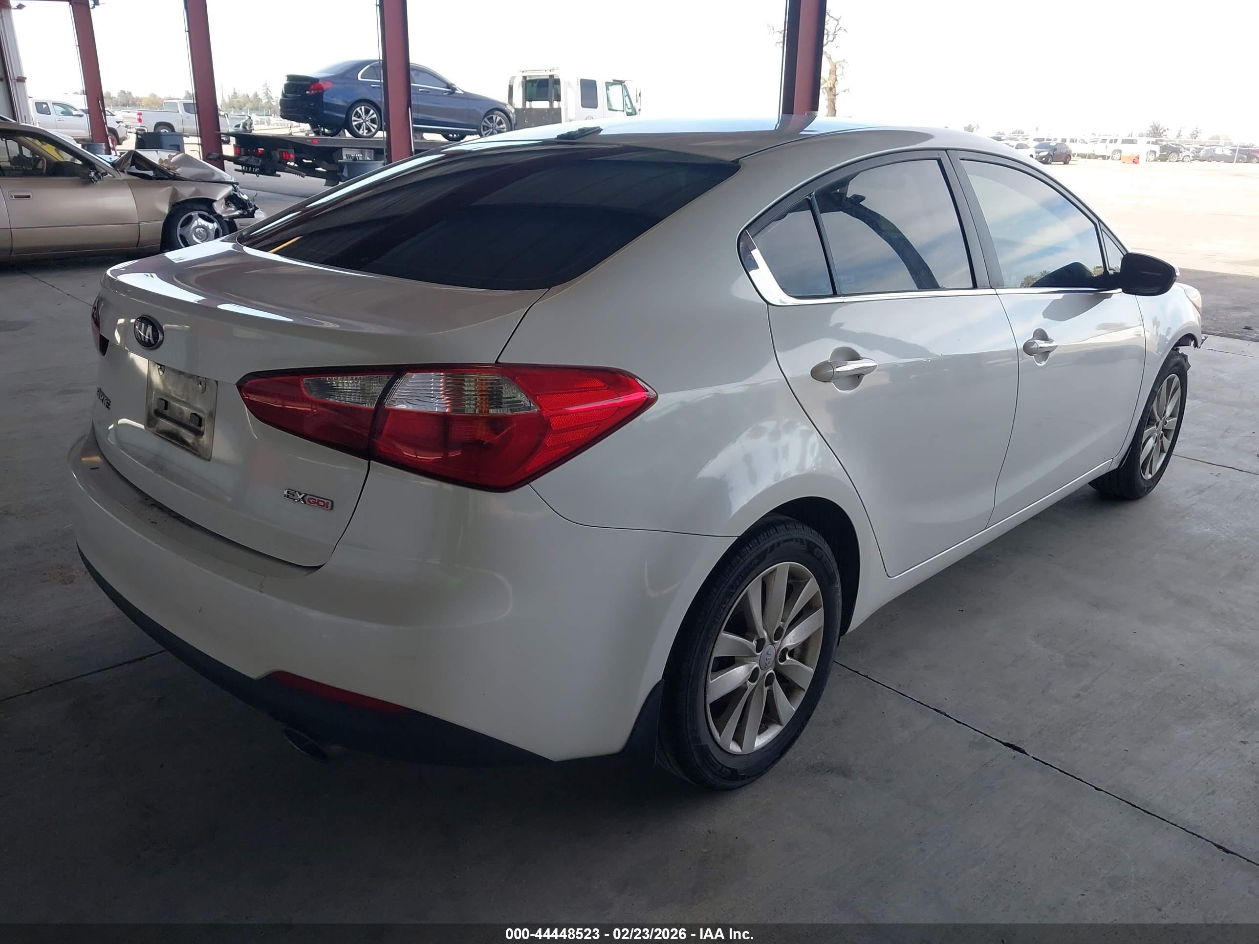 KIA FORTE image 4