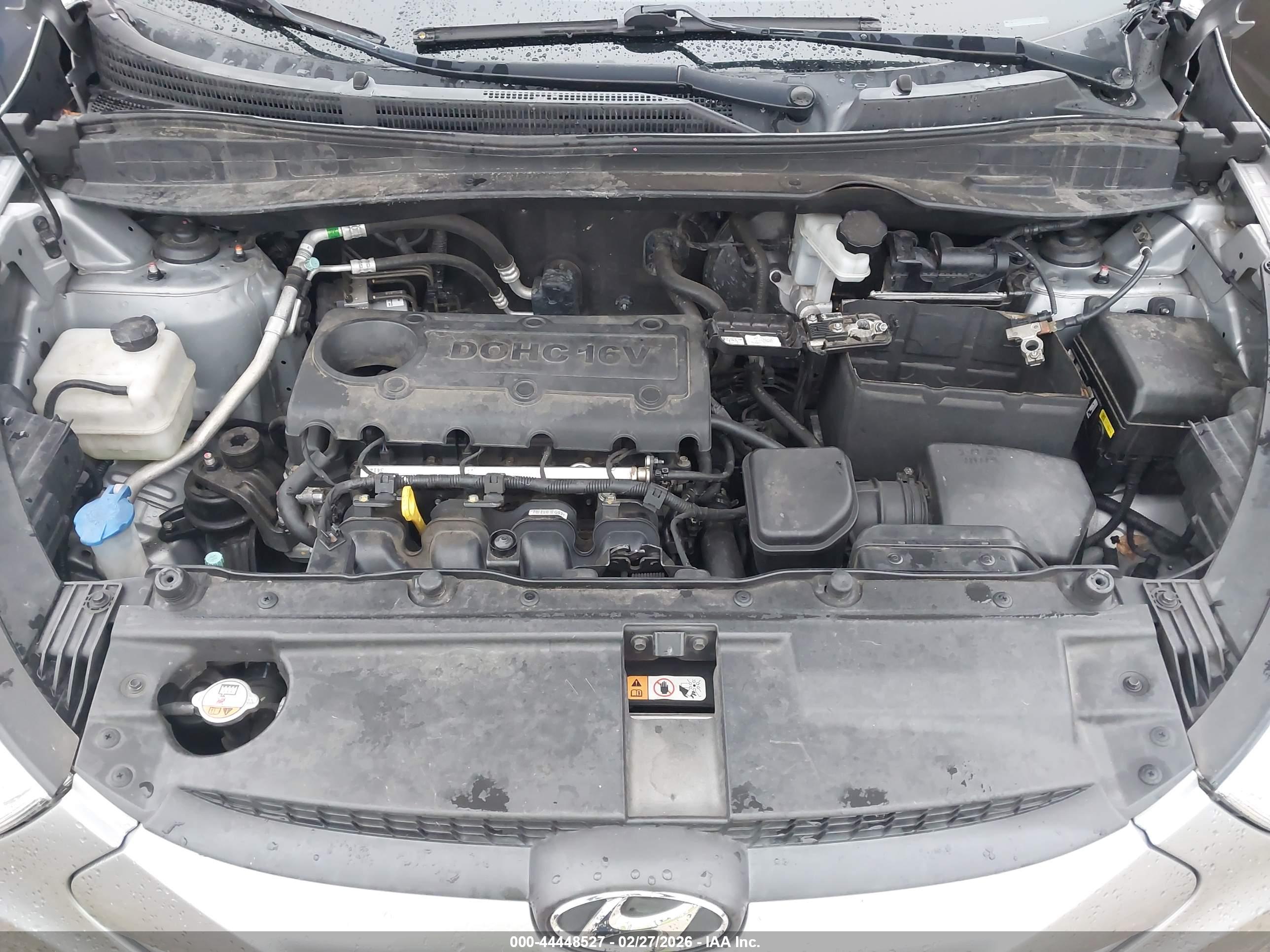 HYUNDAI TUCSON image 10
