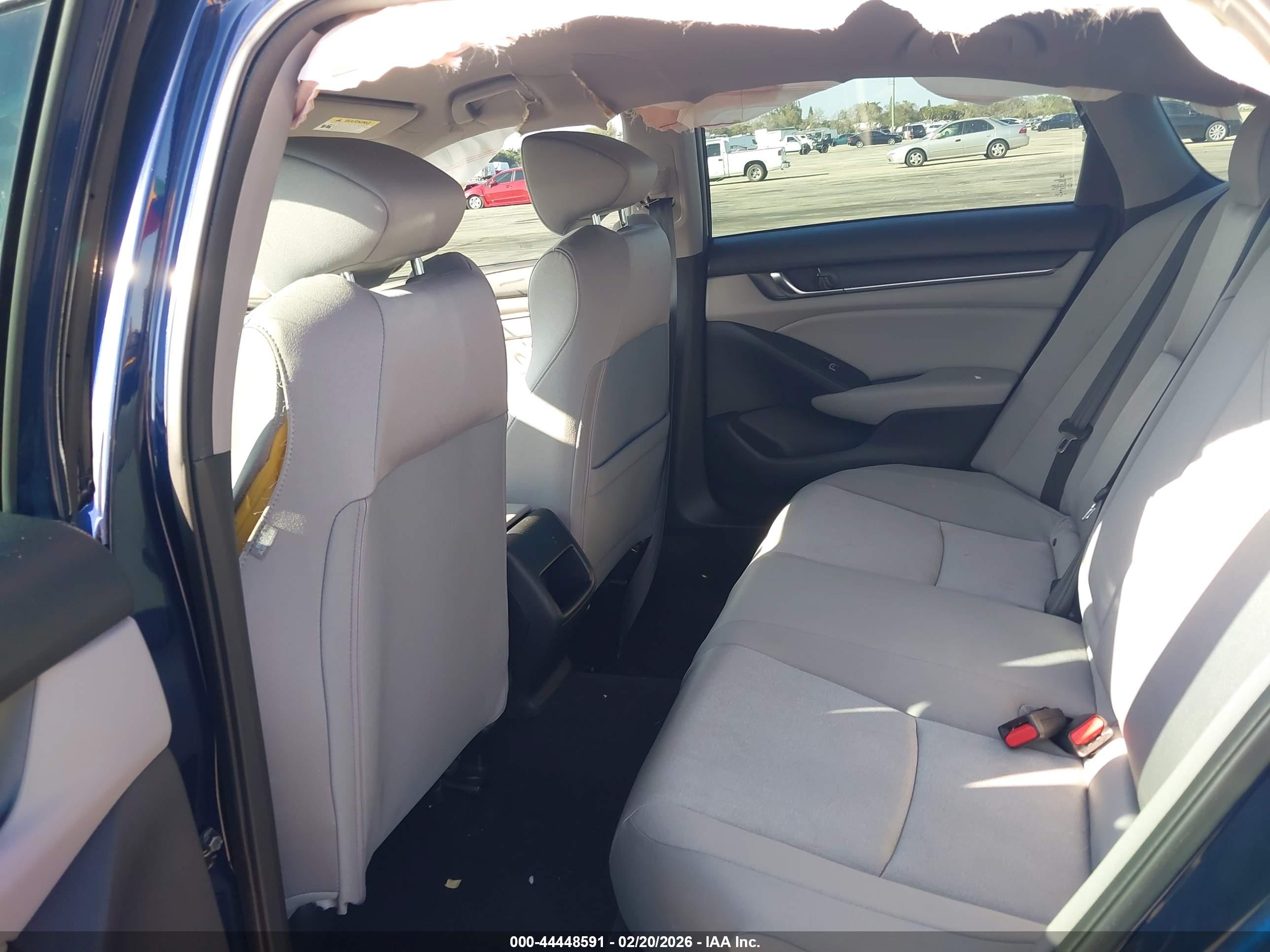 HONDA ACCORD image 8