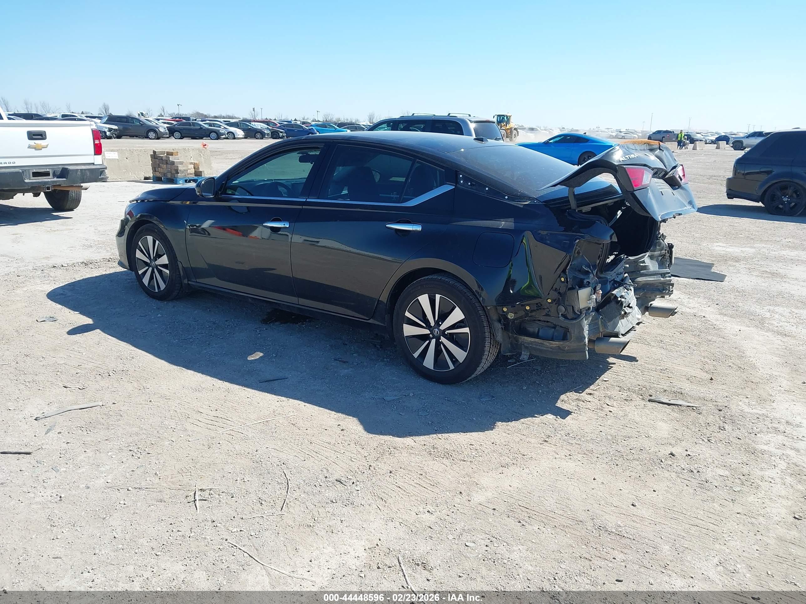 NISSAN ALTIMA image 3