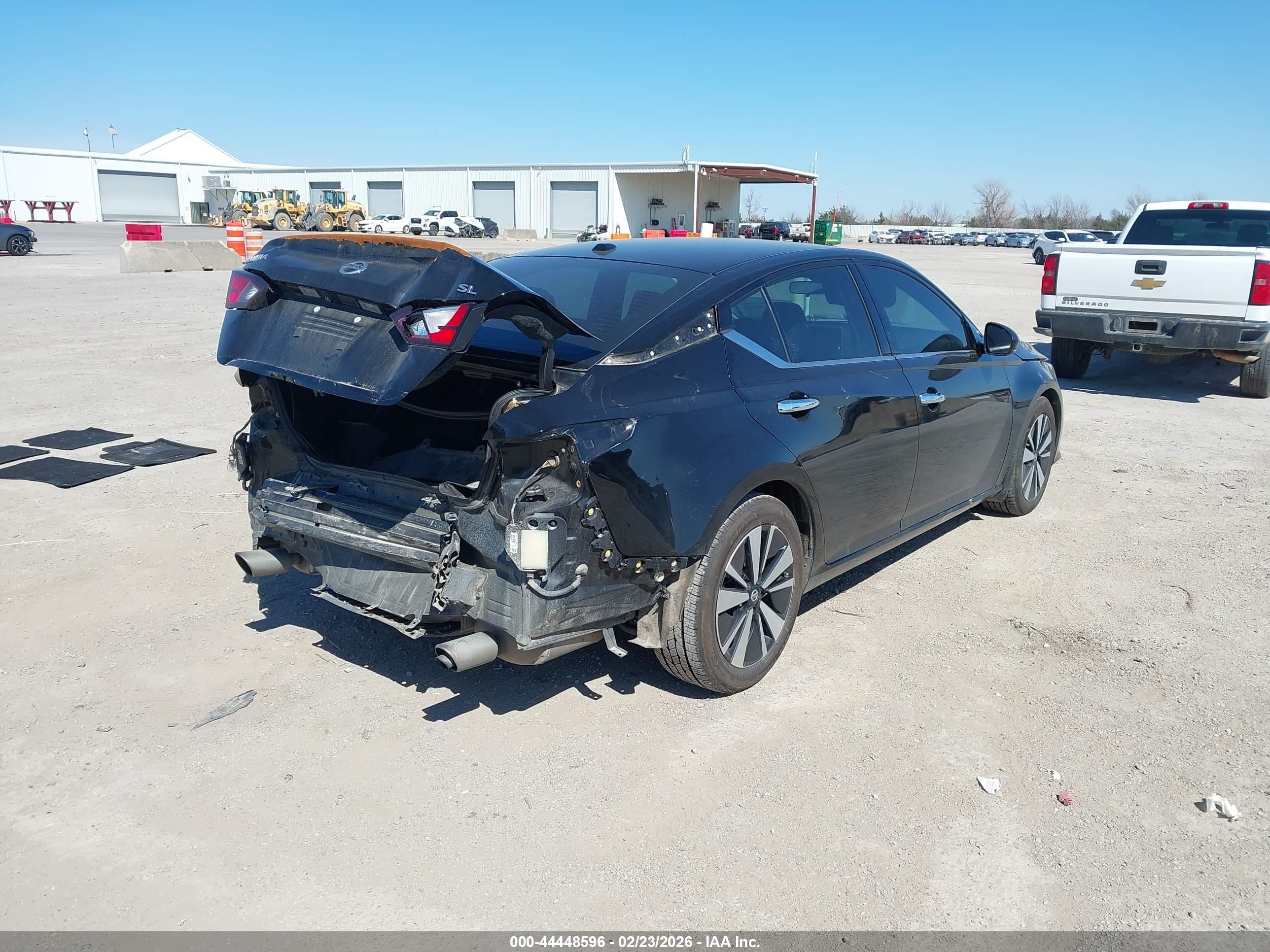 NISSAN ALTIMA image 4