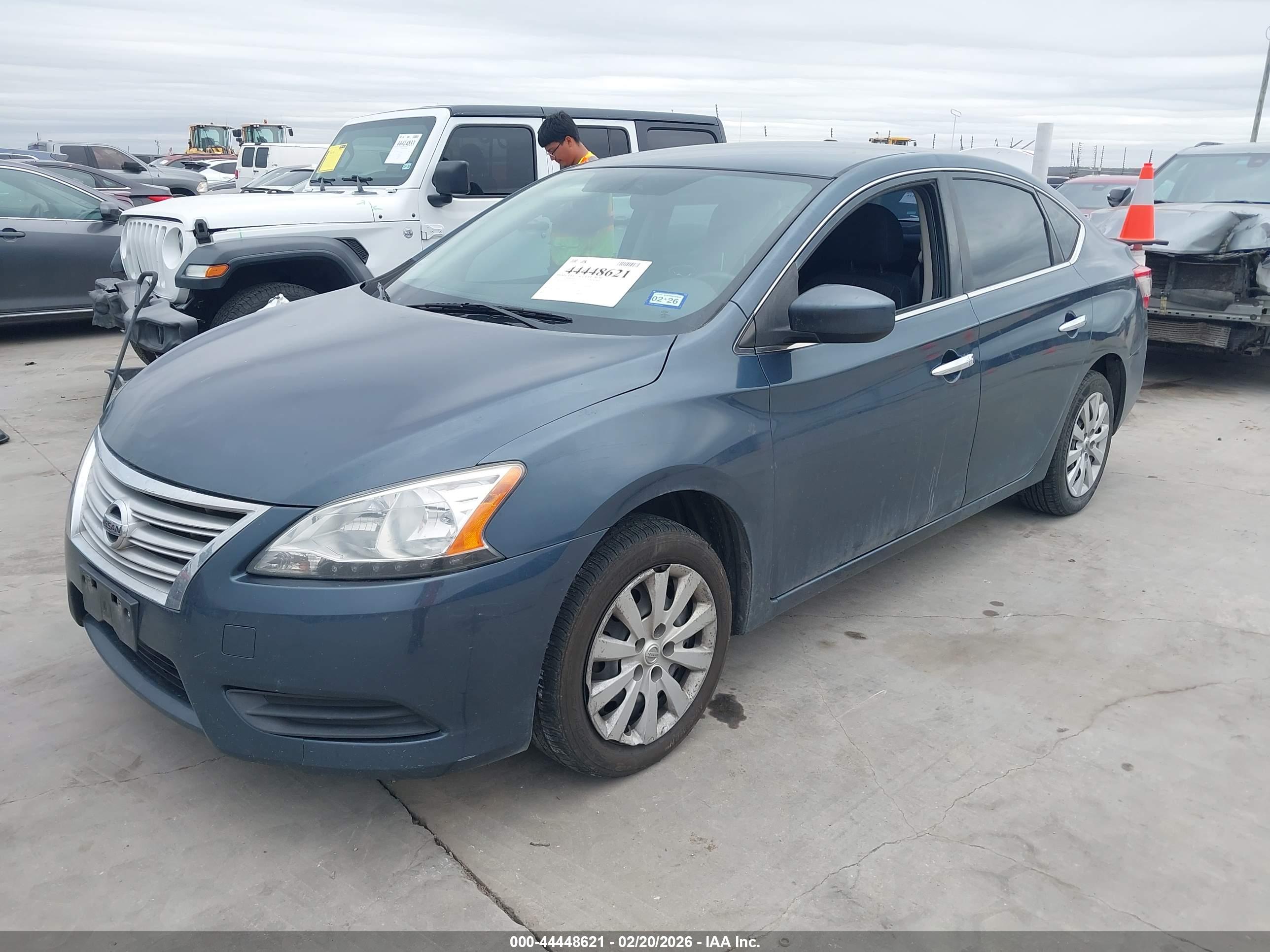 NISSAN SENTRA image 2