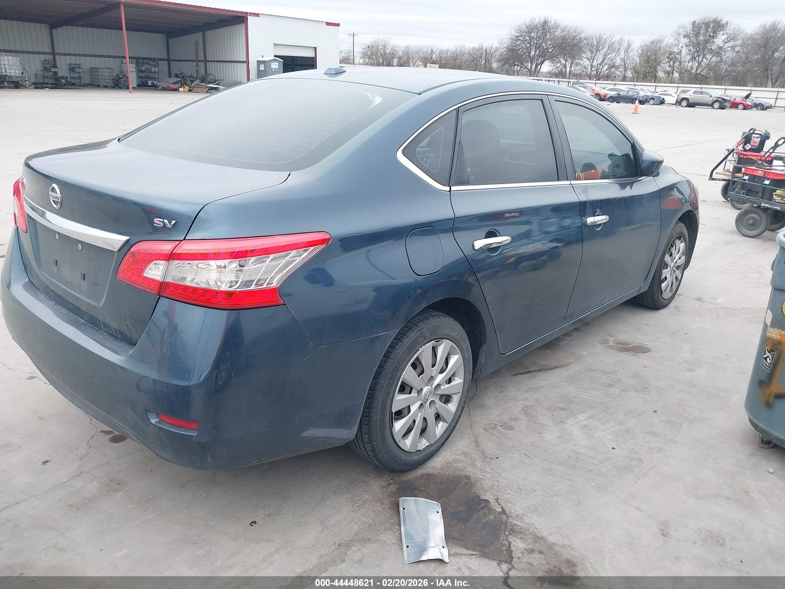 NISSAN SENTRA image 4