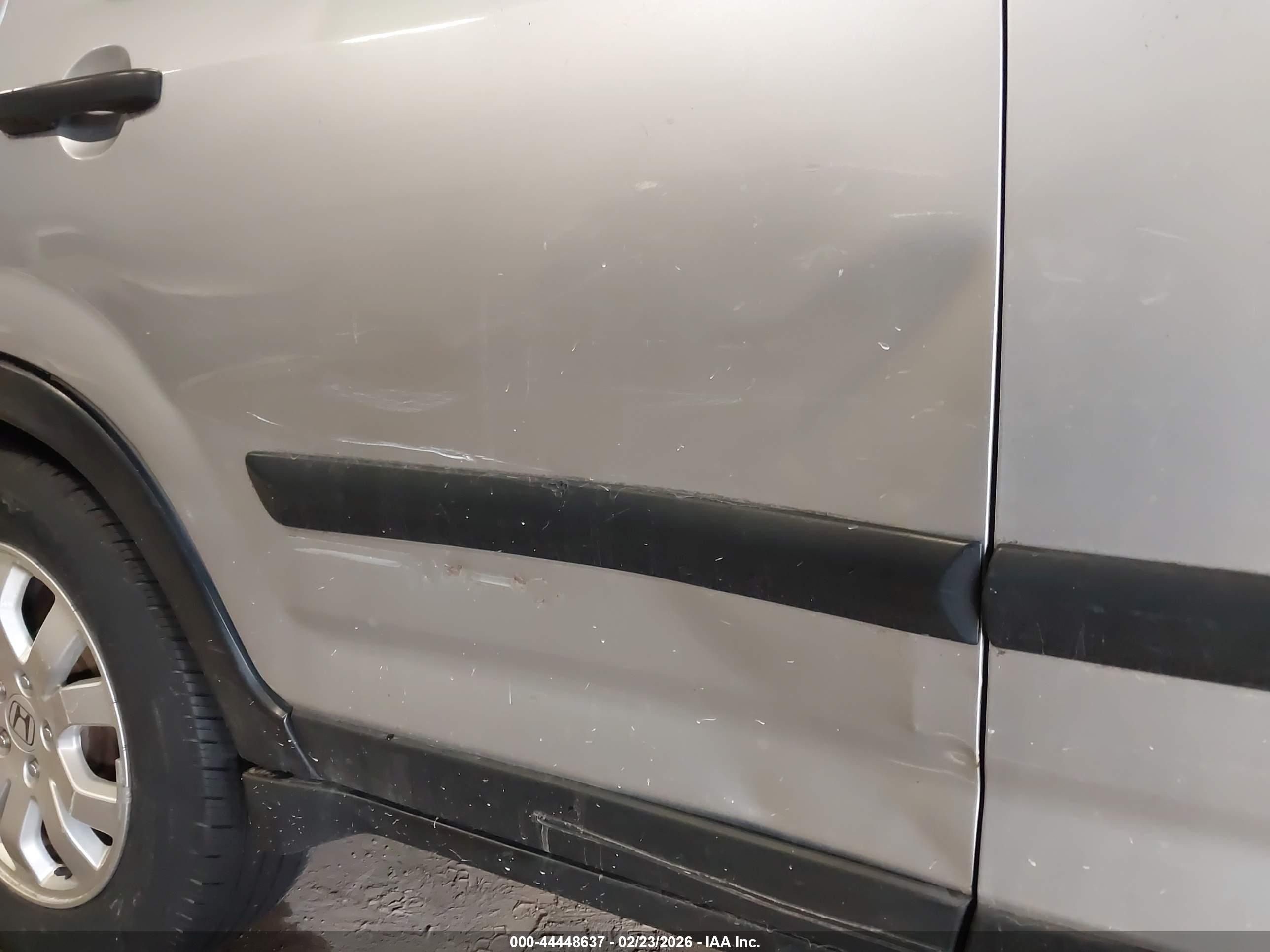HONDA CR-V image 6