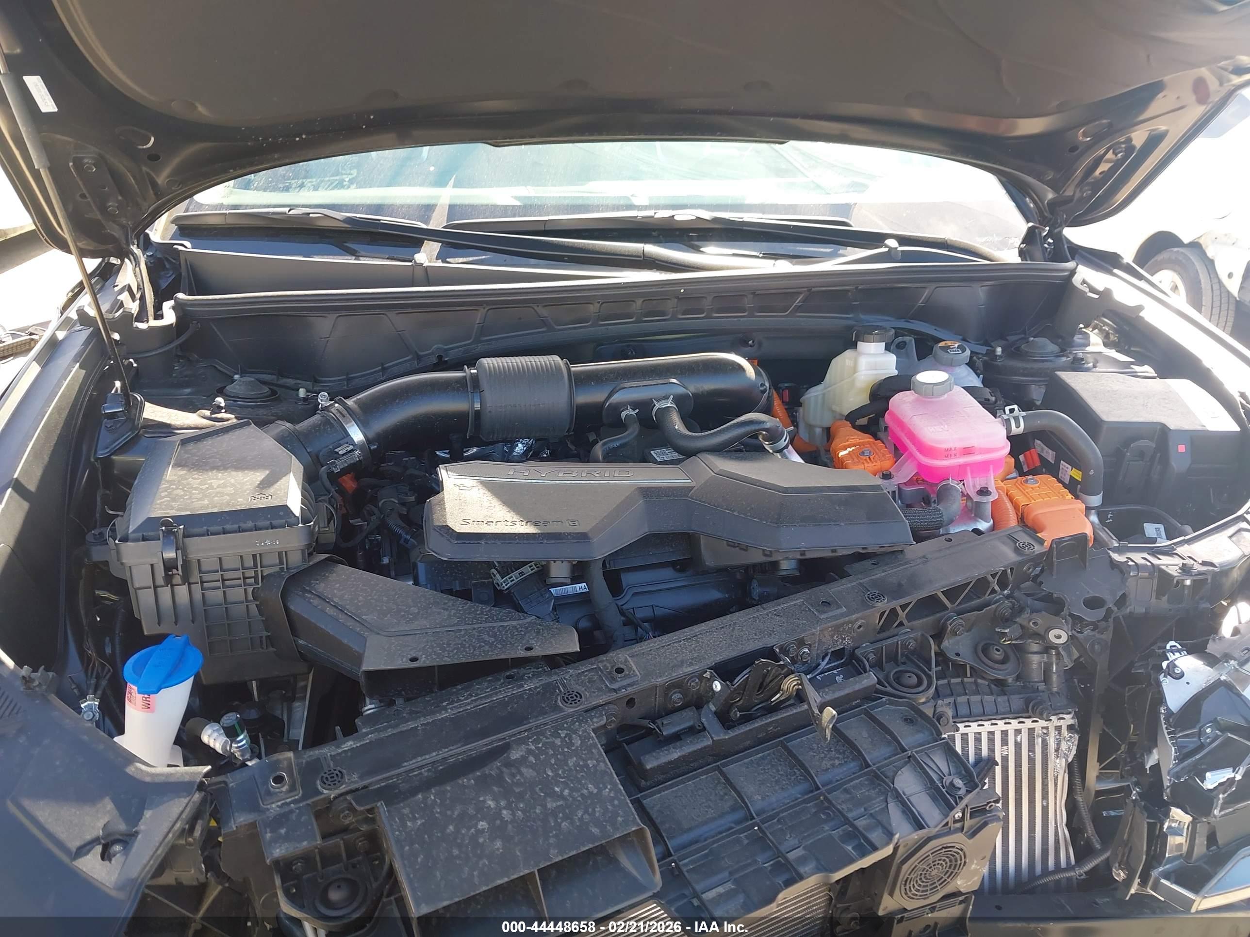 HYUNDAI TUCSON image 10
