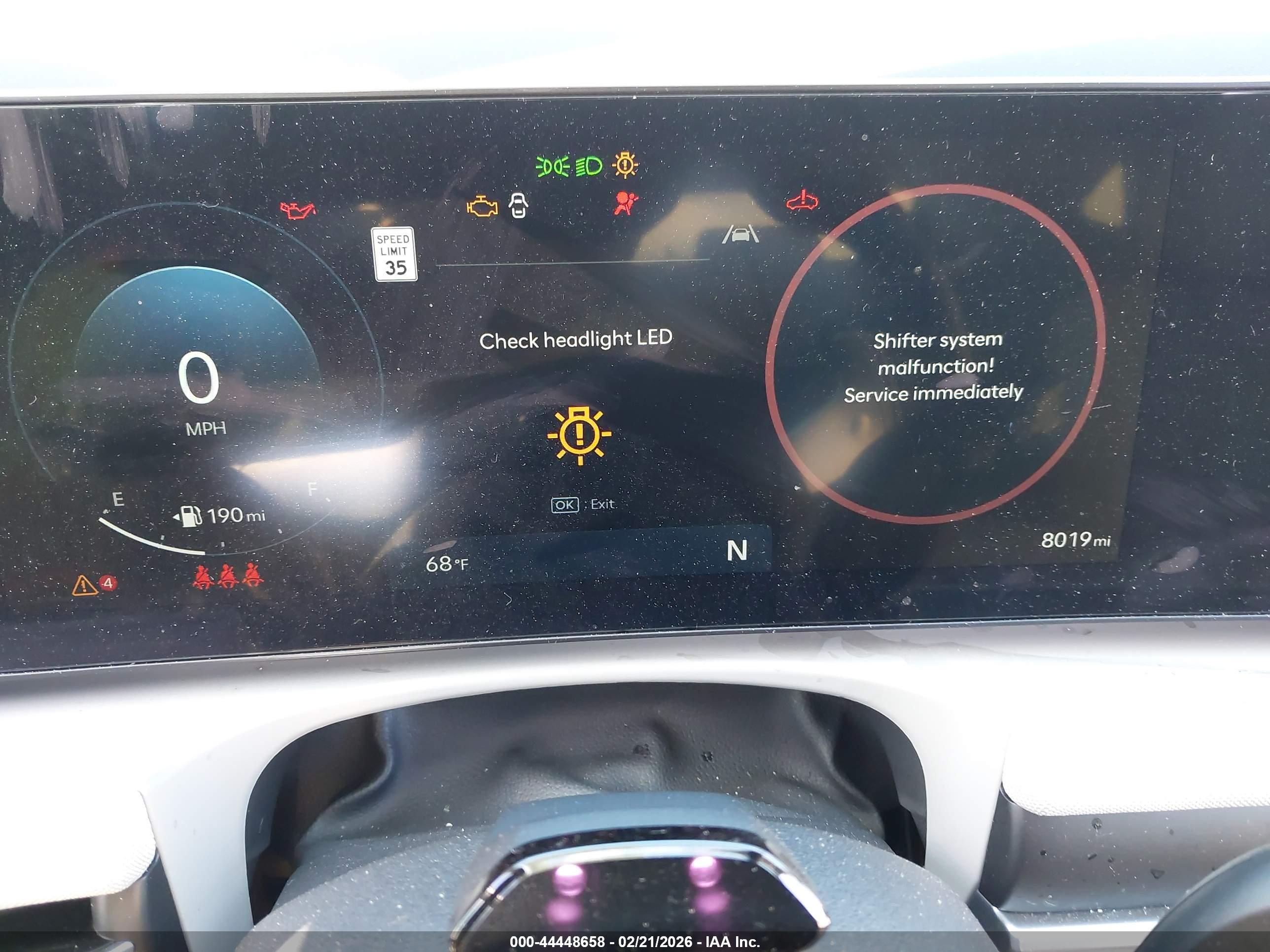 HYUNDAI TUCSON image 7