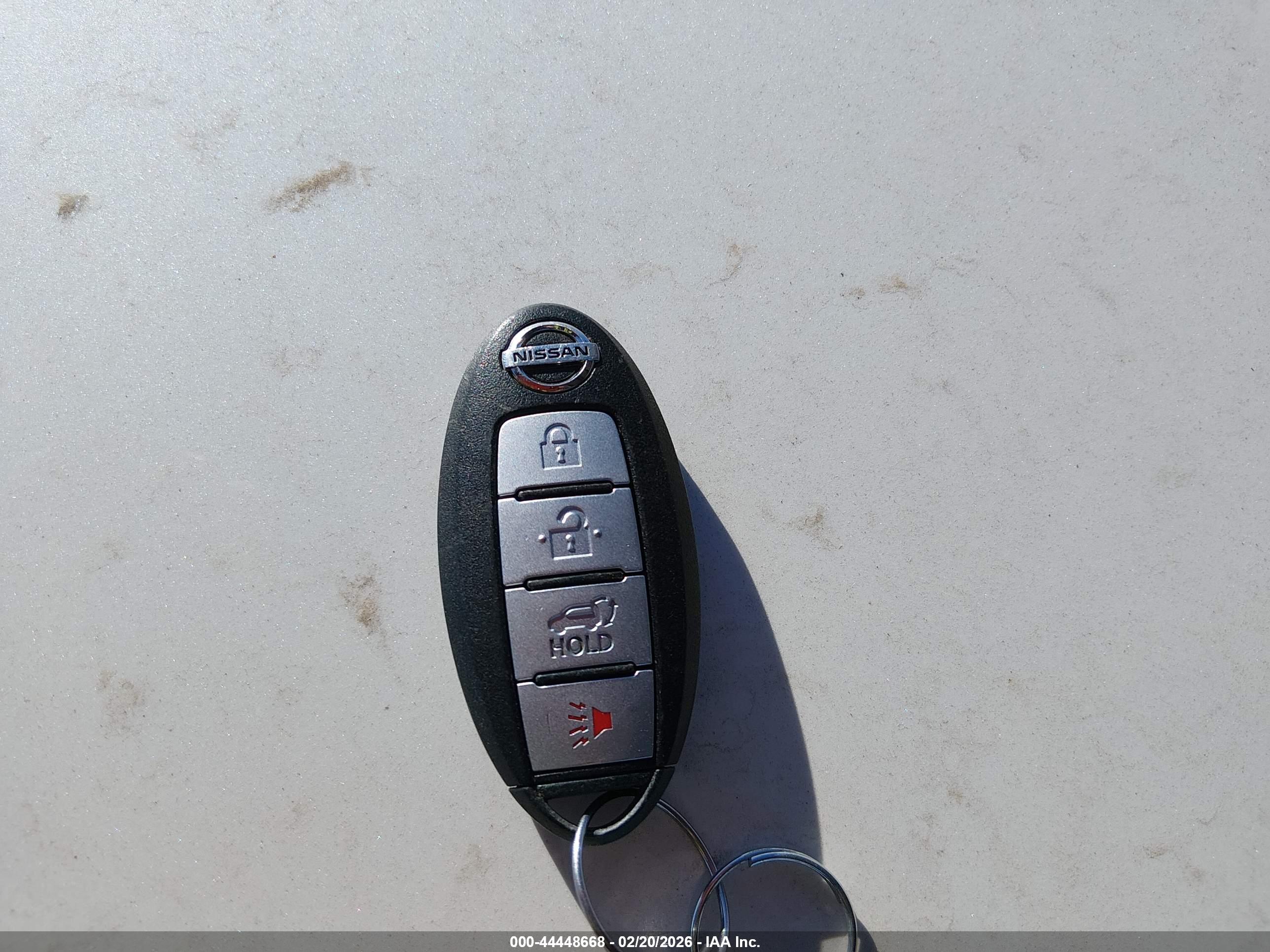 NISSAN ROGUE image 11