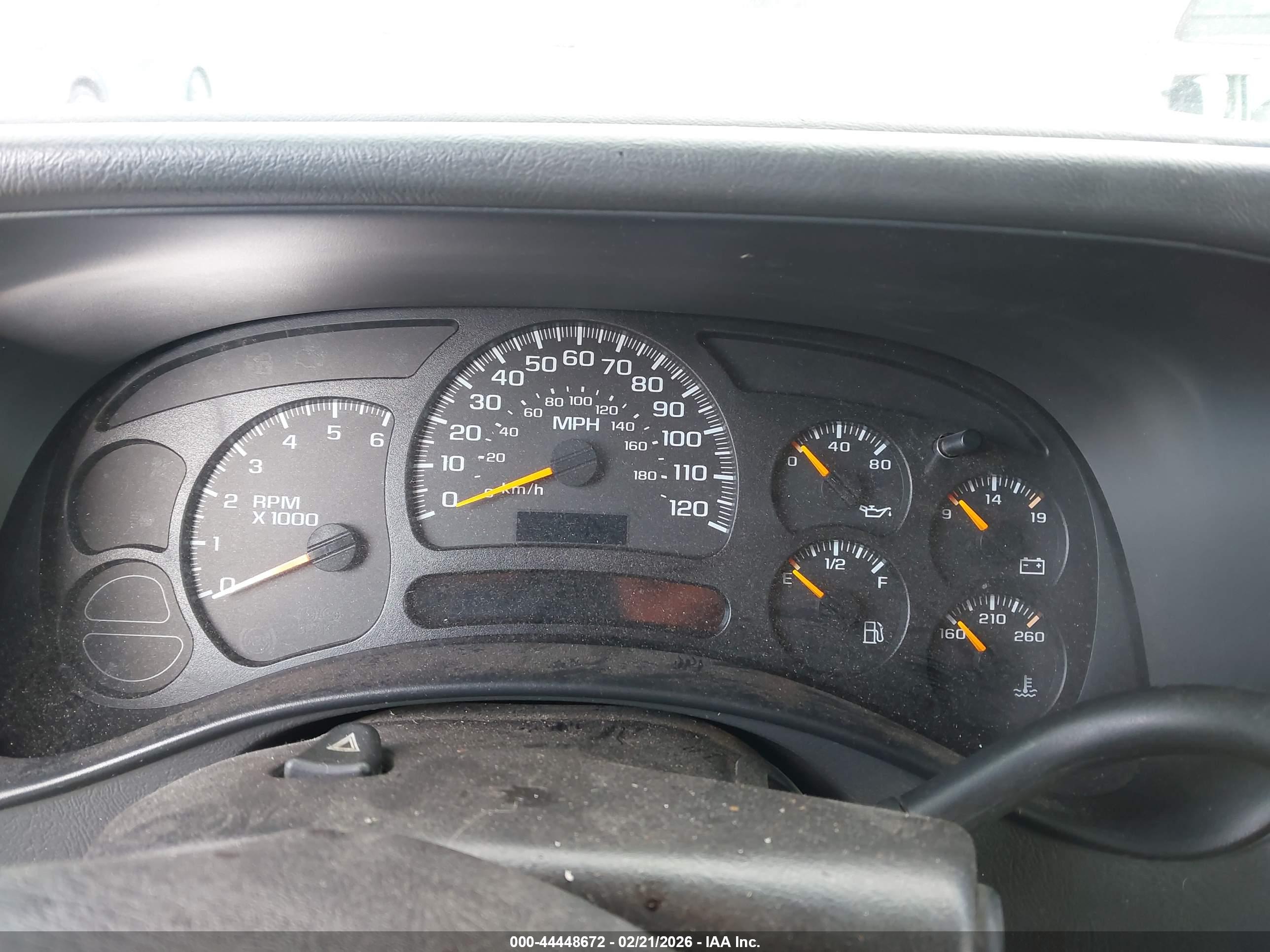CHEVROLET SILVERADO image 7