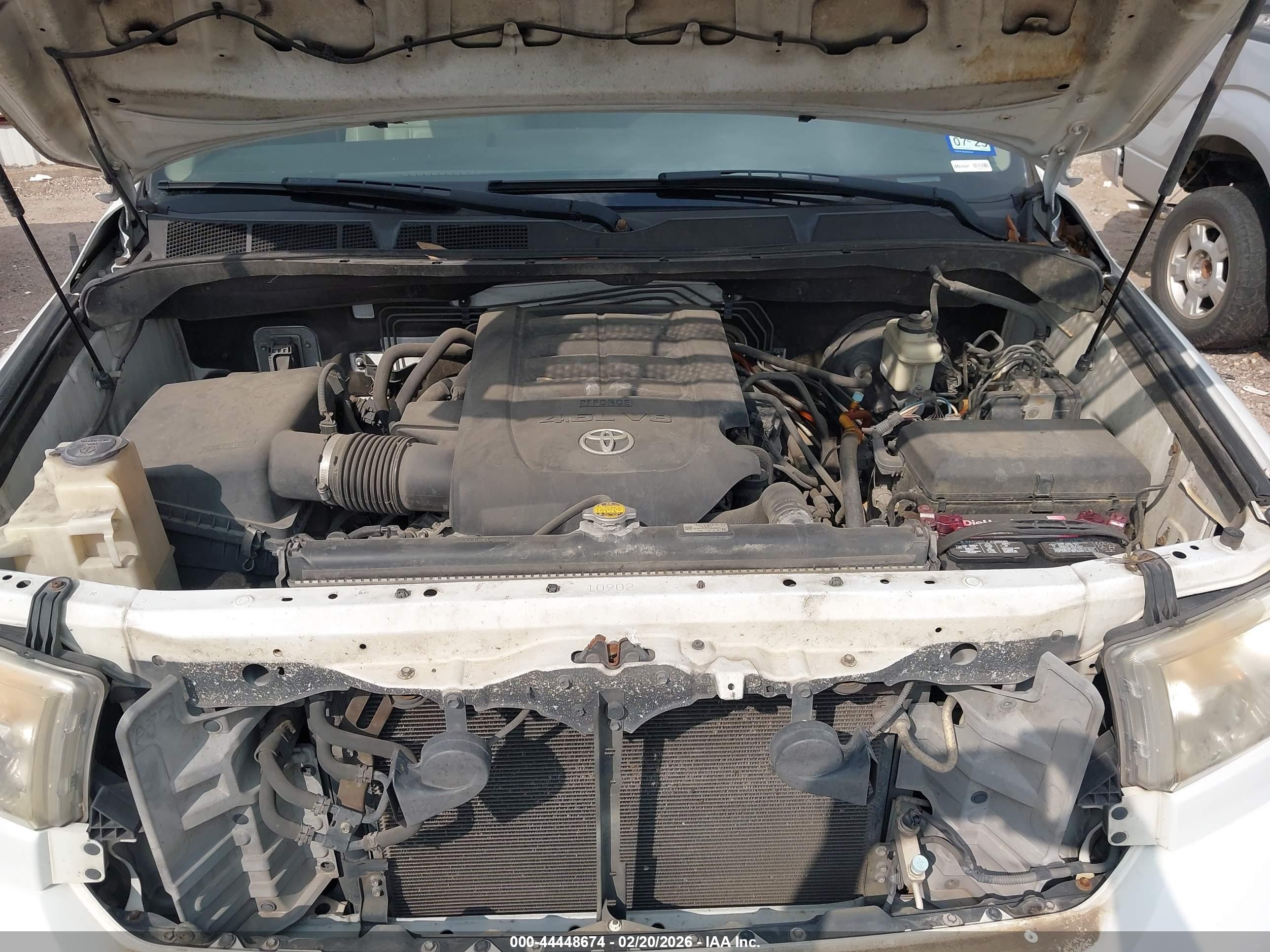 TOYOTA TUNDRA image 10