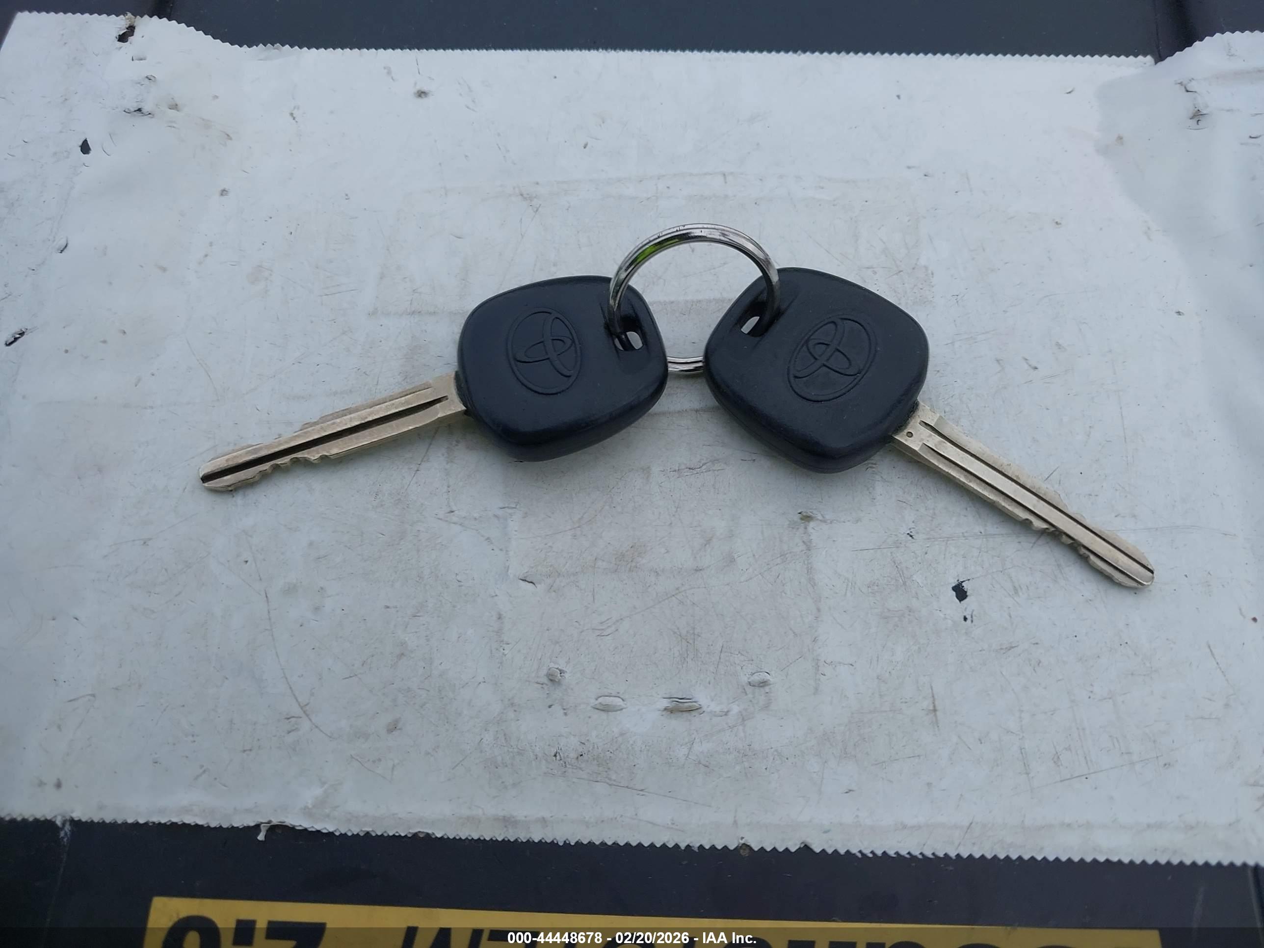 TOYOTA COROLLA image 11