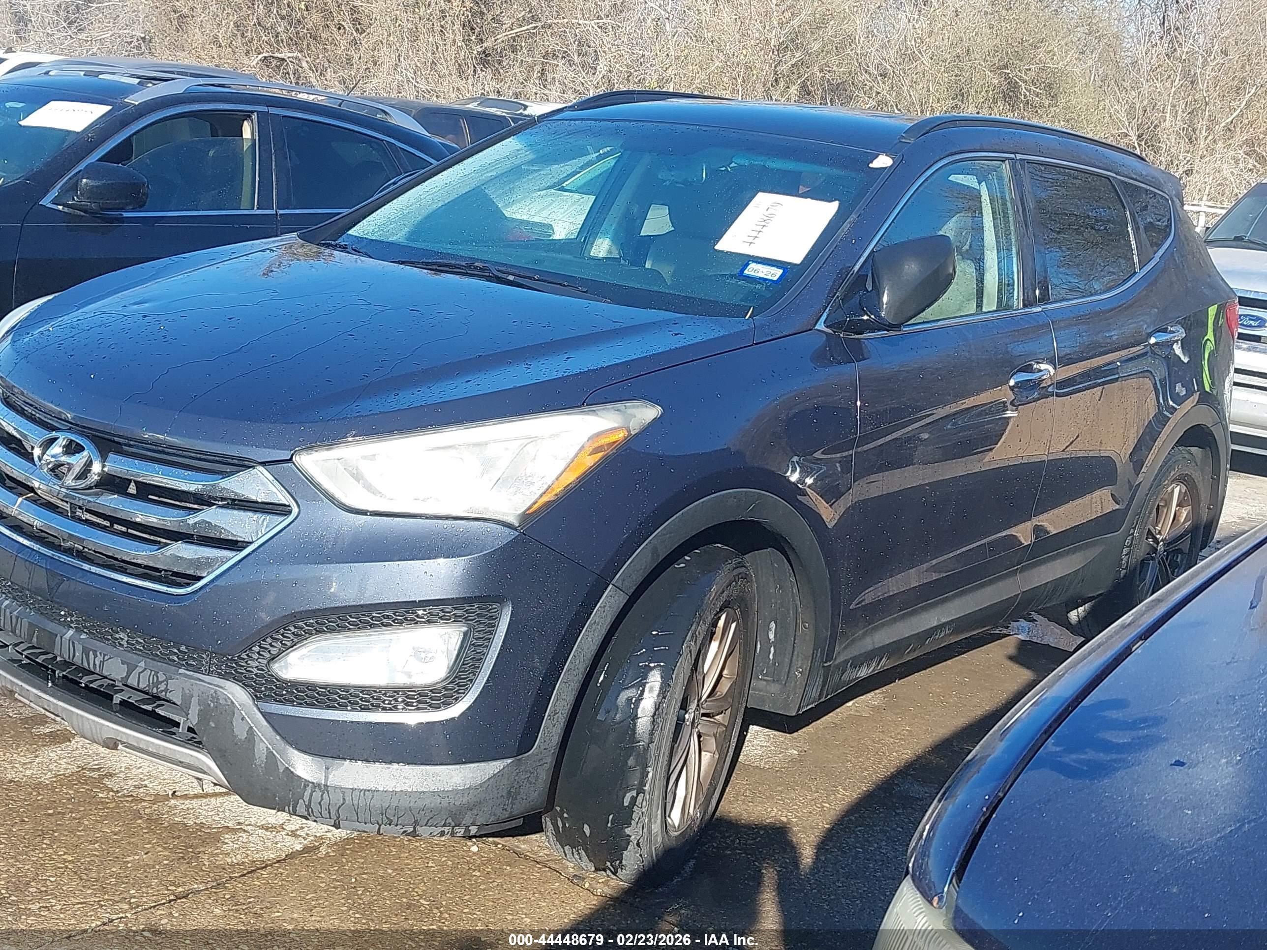 HYUNDAI SANTA image 2