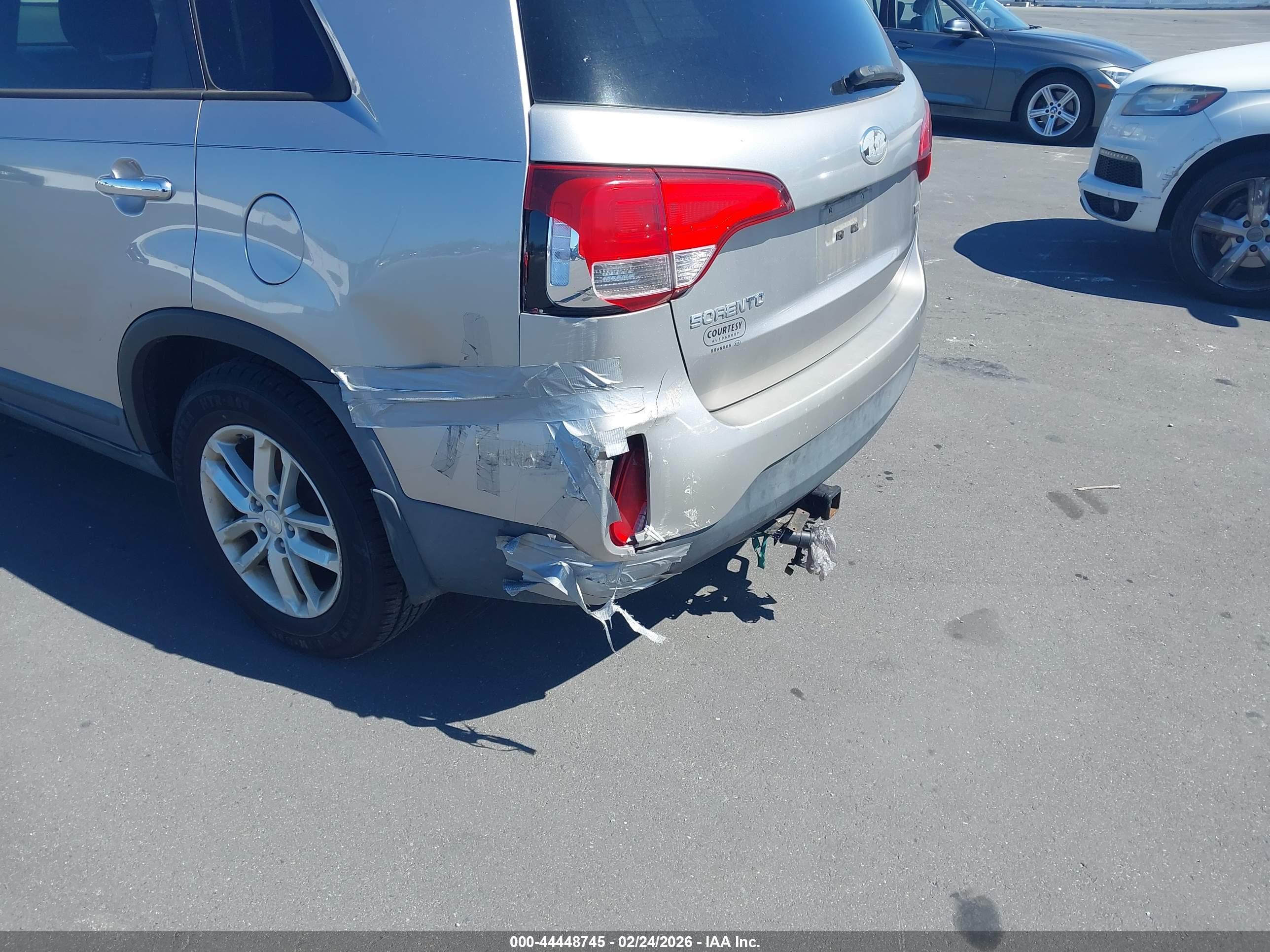 KIA SORENTO image 6
