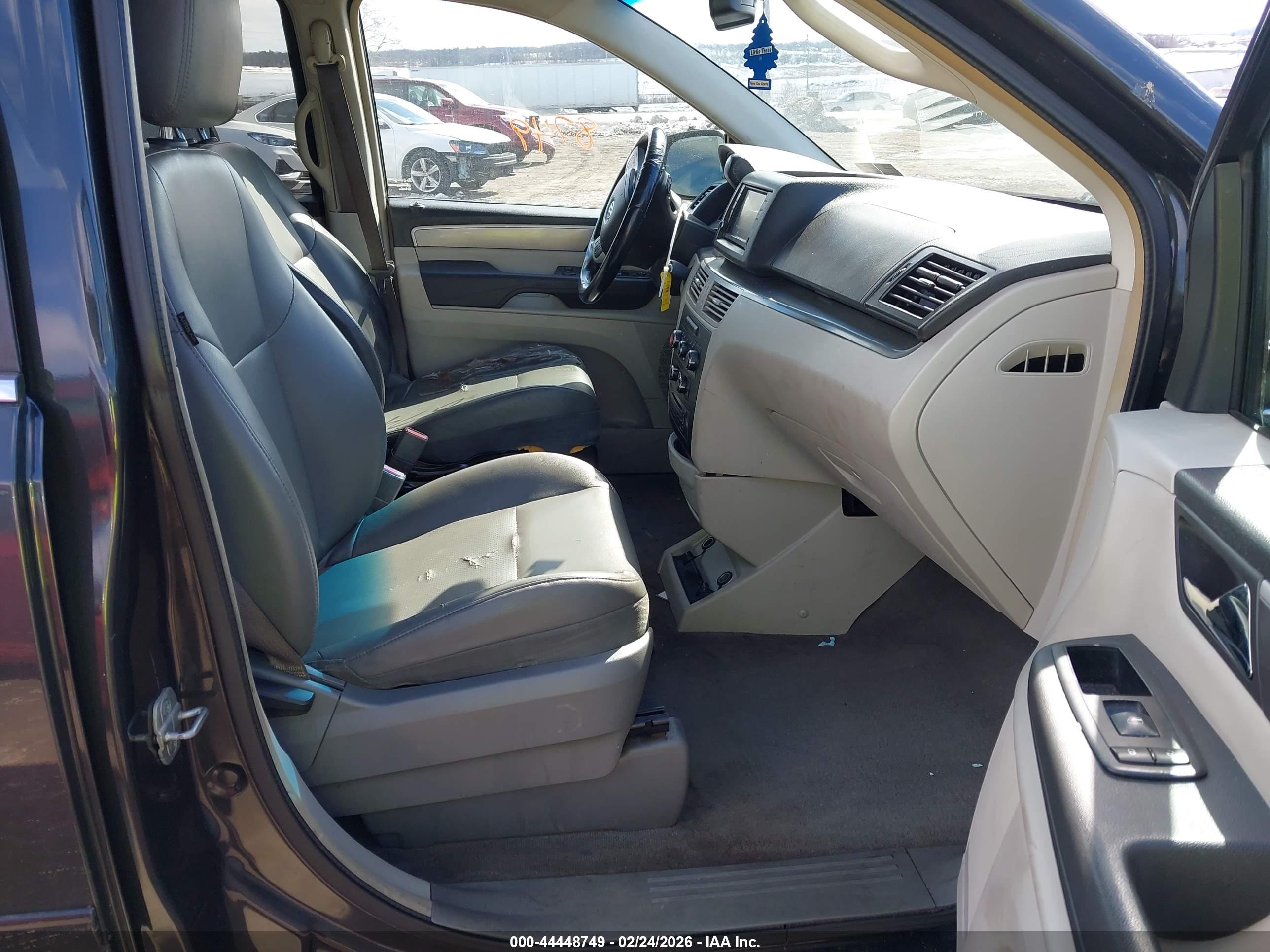 VOLKSWAGEN ROUTAN image 5
