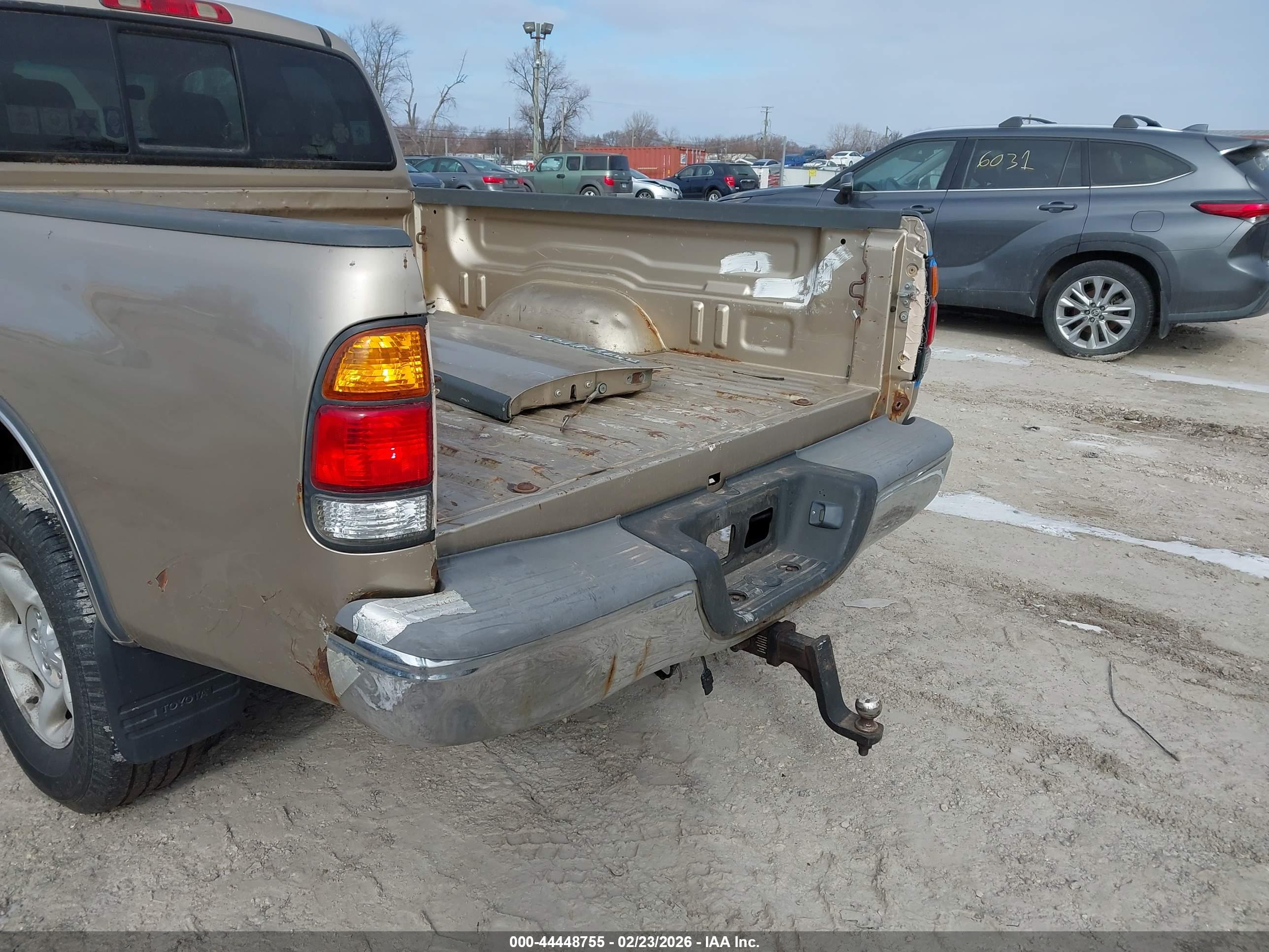 TOYOTA TUNDRA image 6
