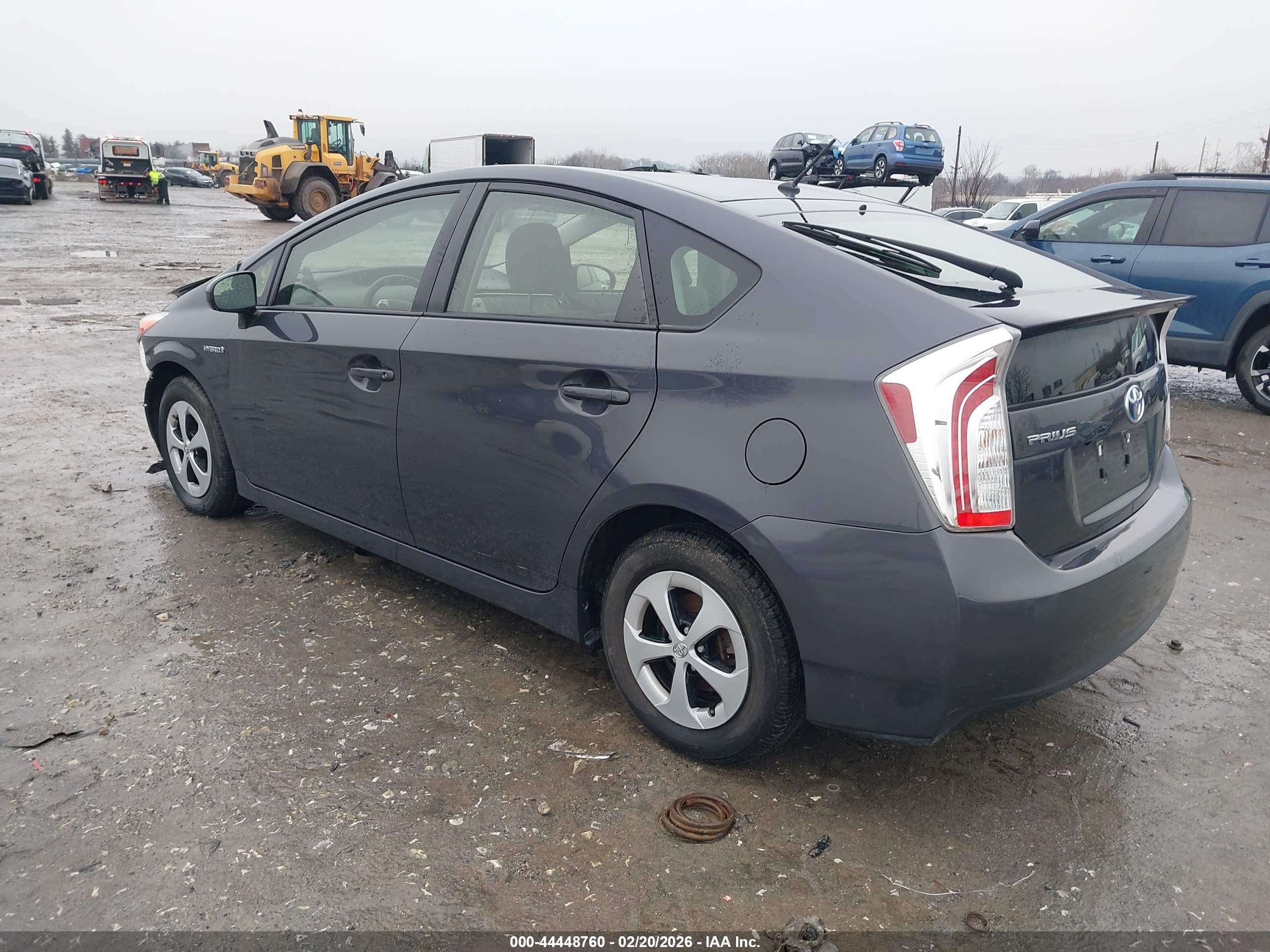 TOYOTA PRIUS image 3