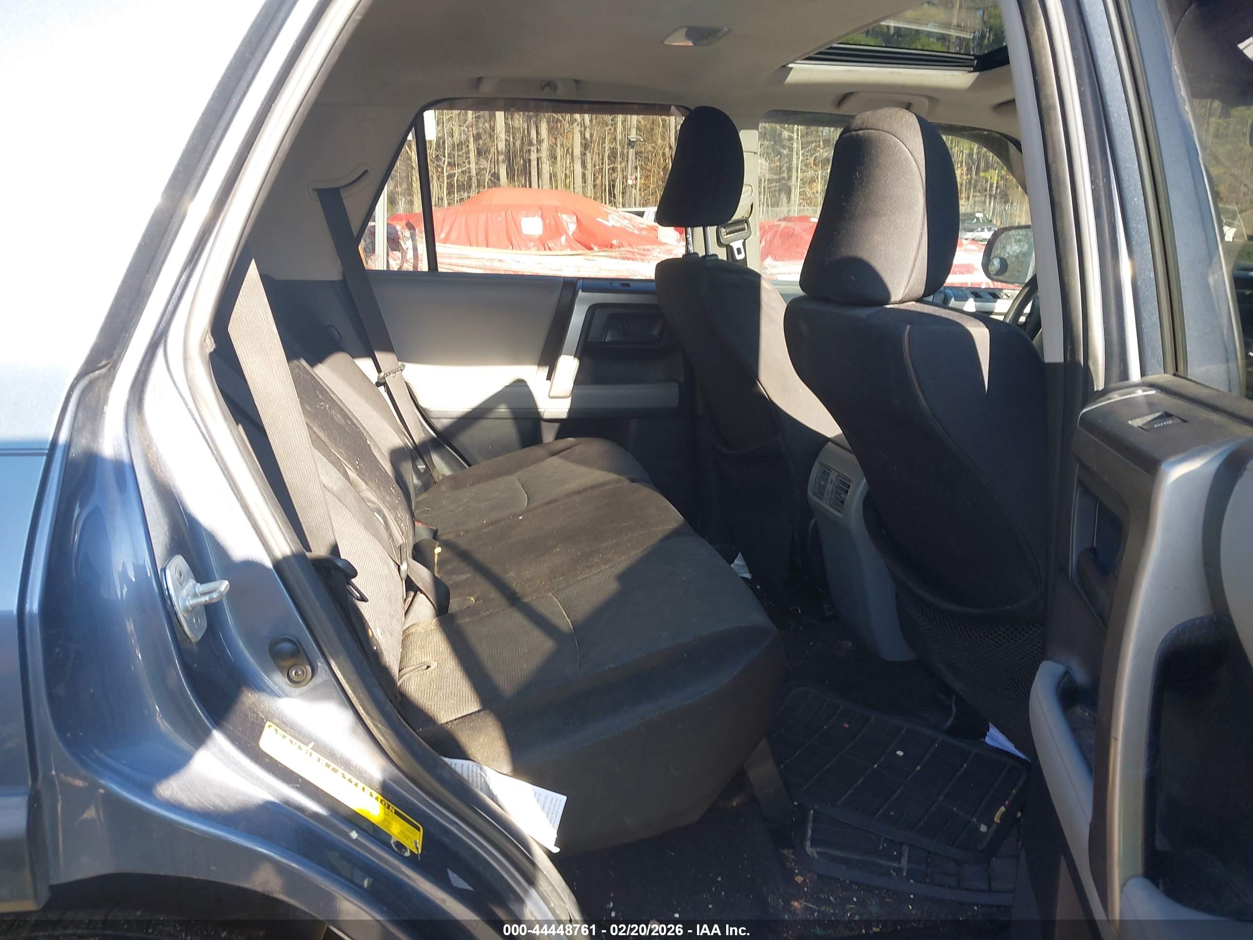 TOYOTA 4RUNNER image 8