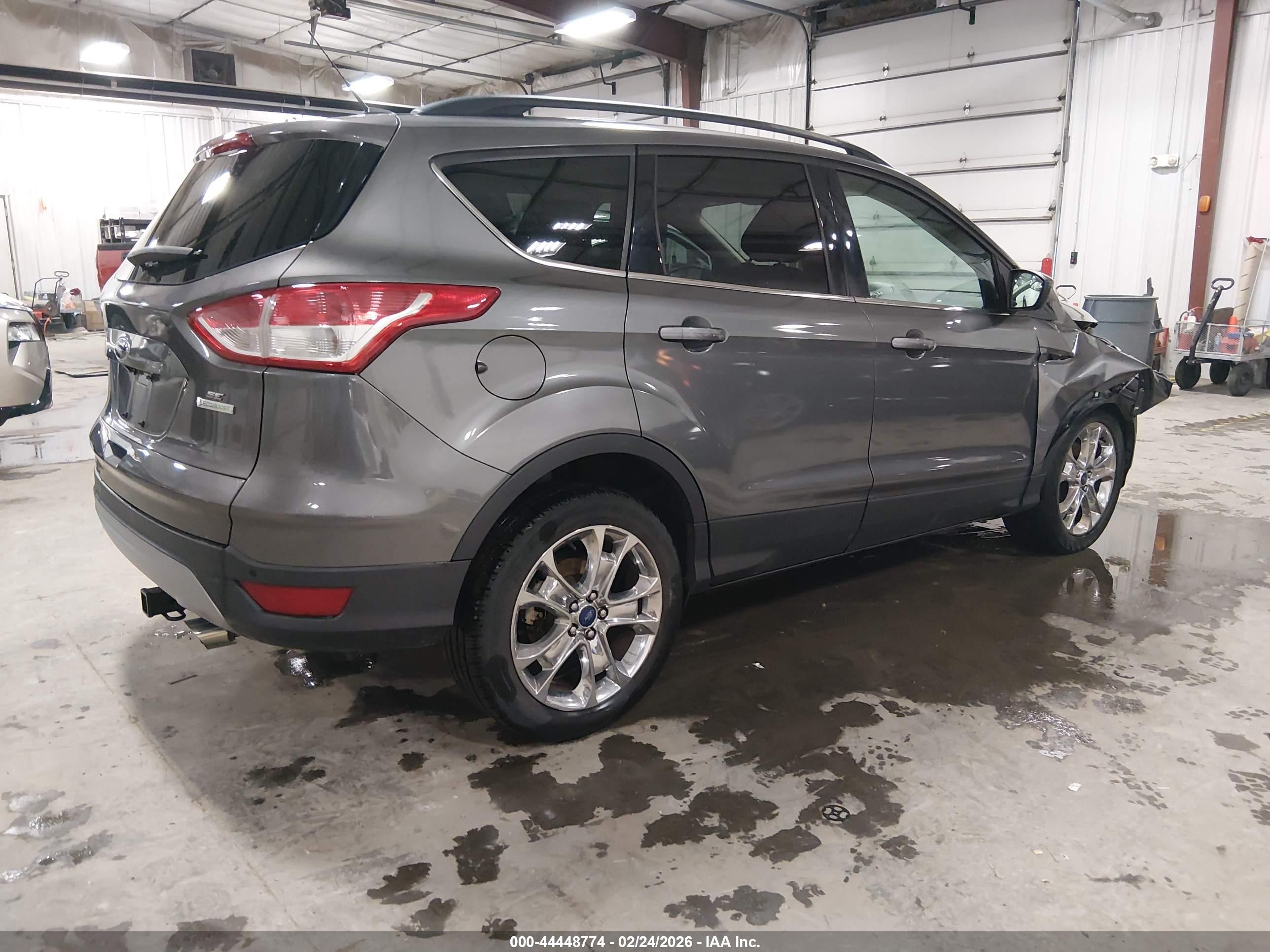 FORD ESCAPE image 4