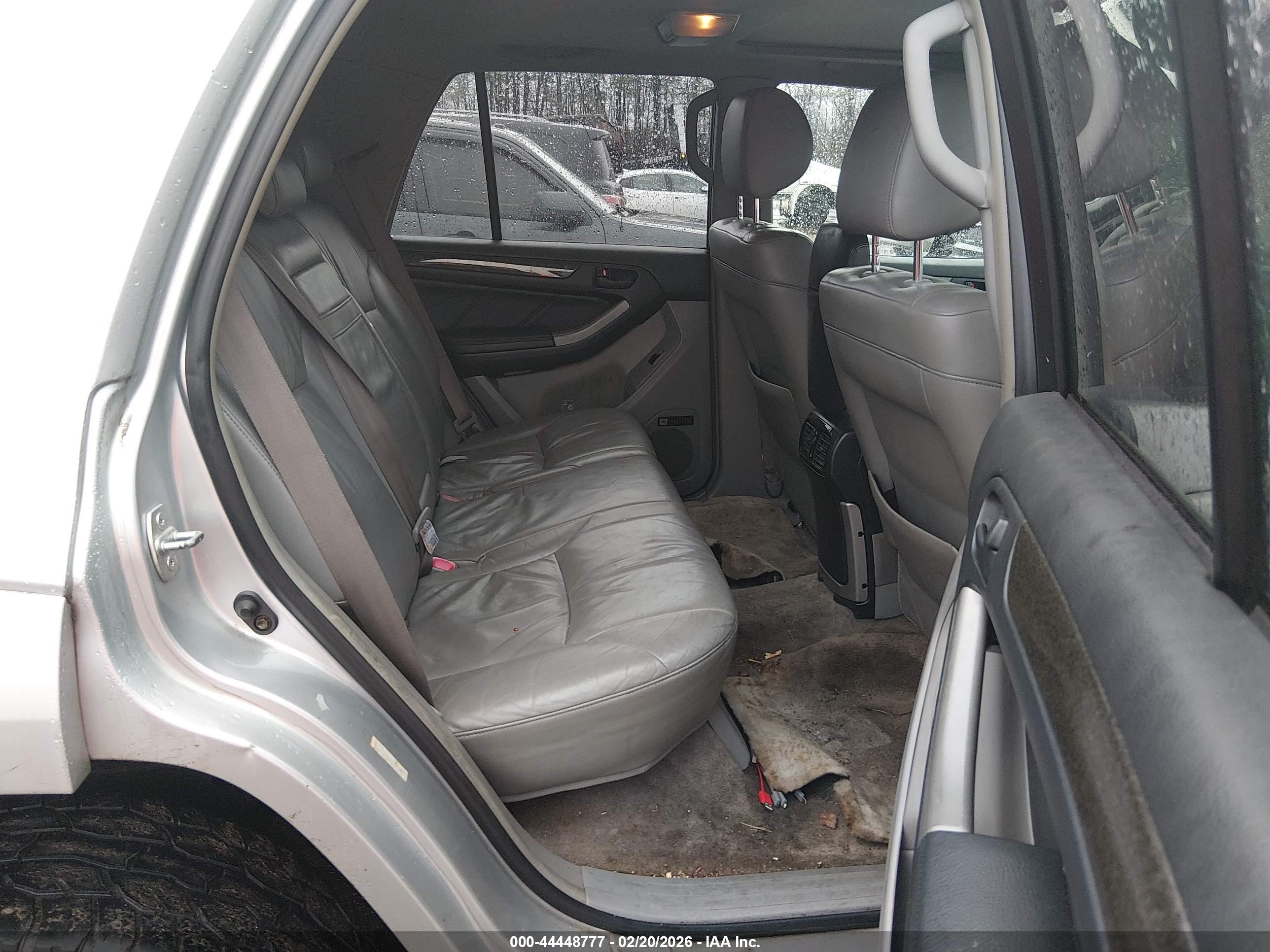 TOYOTA 4RUNNER image 8