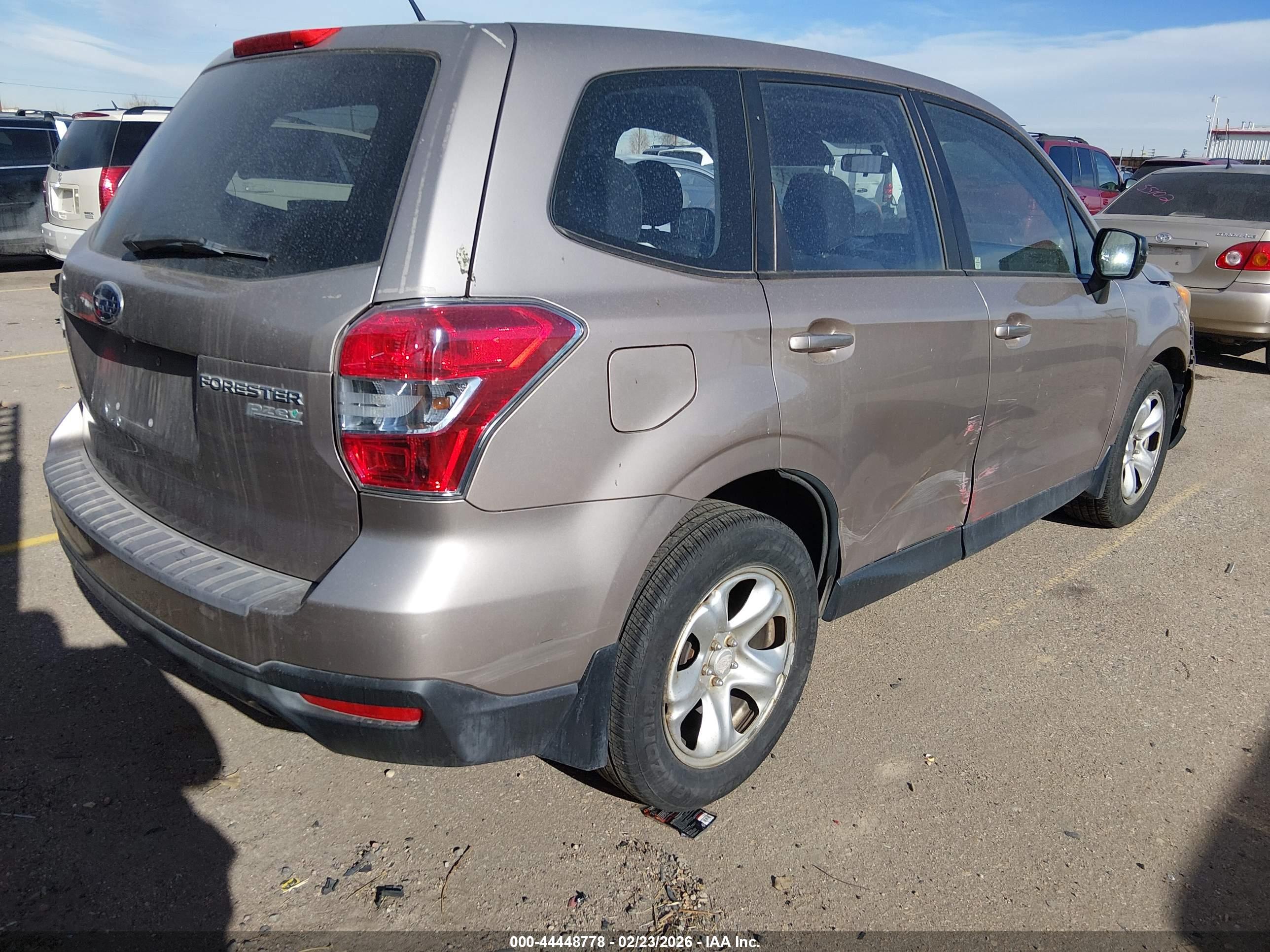 SUBARU FORESTER image 4