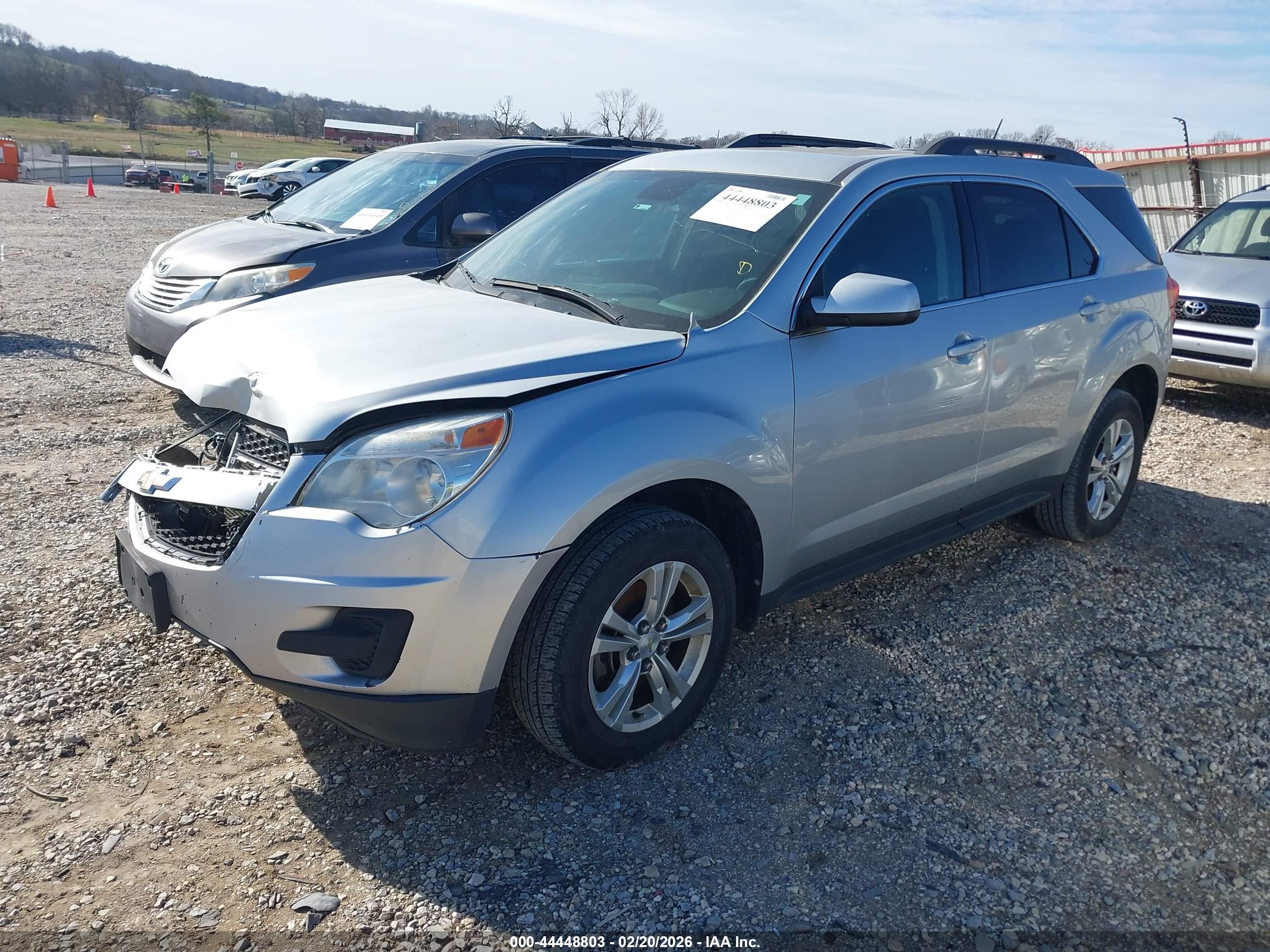 CHEVROLET EQUINOX image 2
