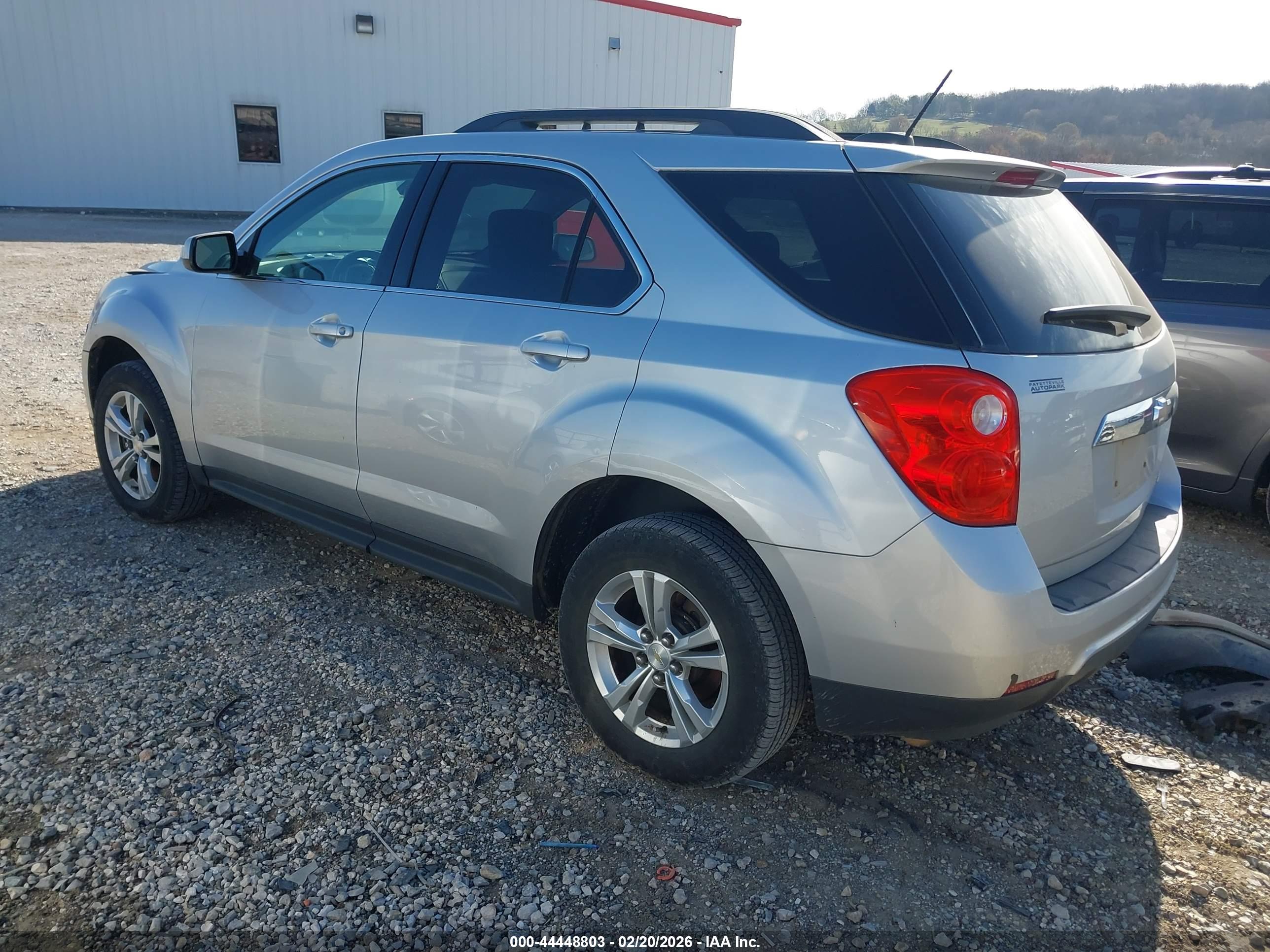CHEVROLET EQUINOX image 3
