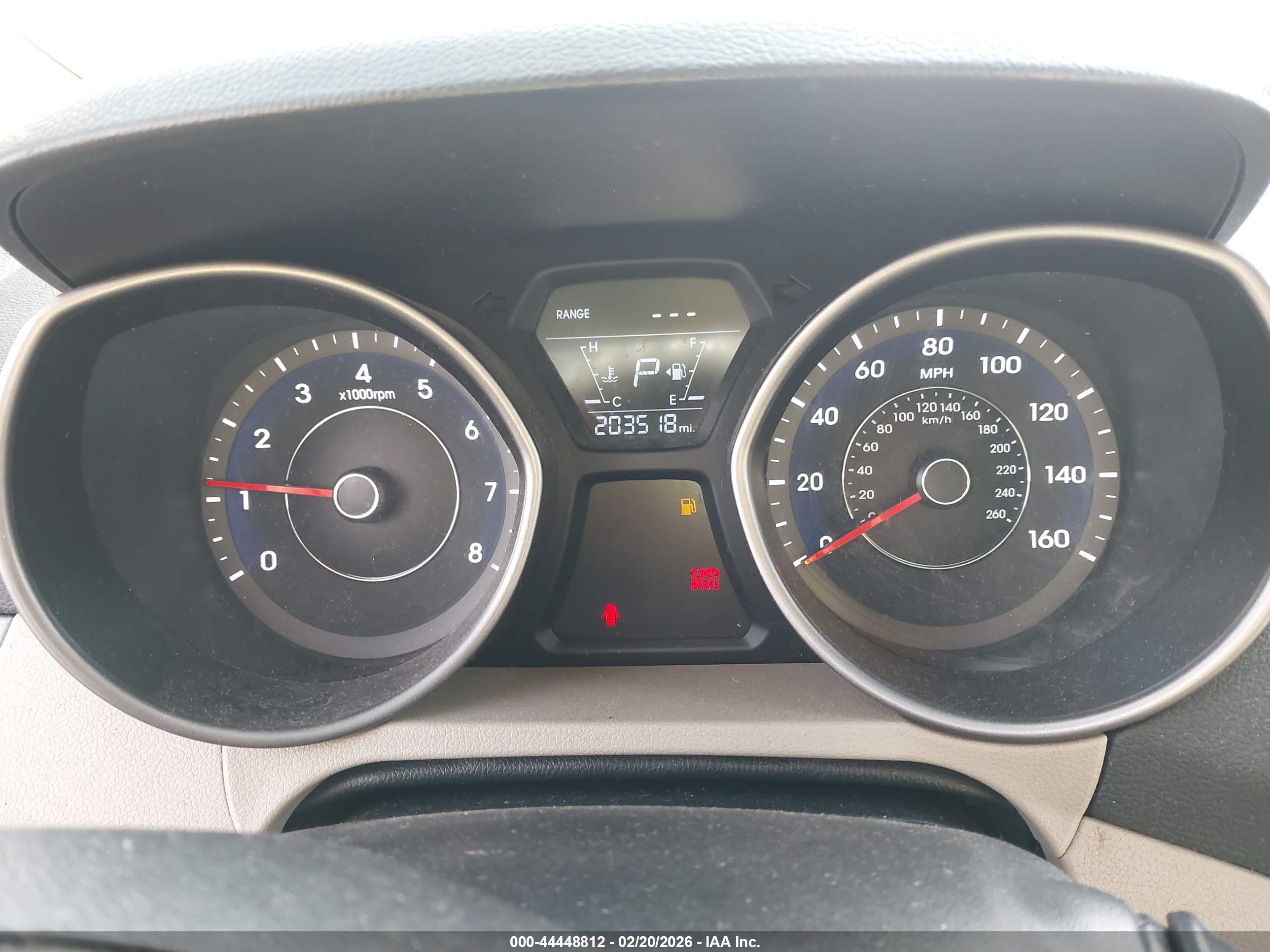 HYUNDAI ELANTRA image 7