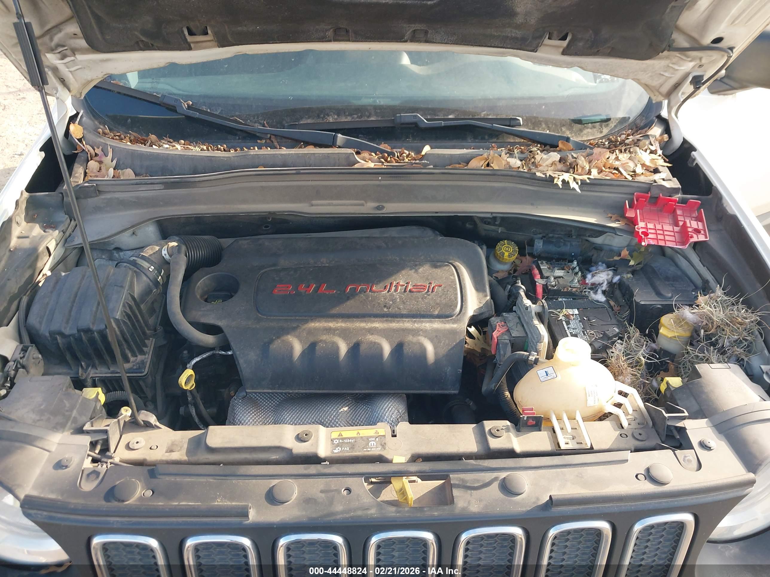 JEEP RENEGADE image 10